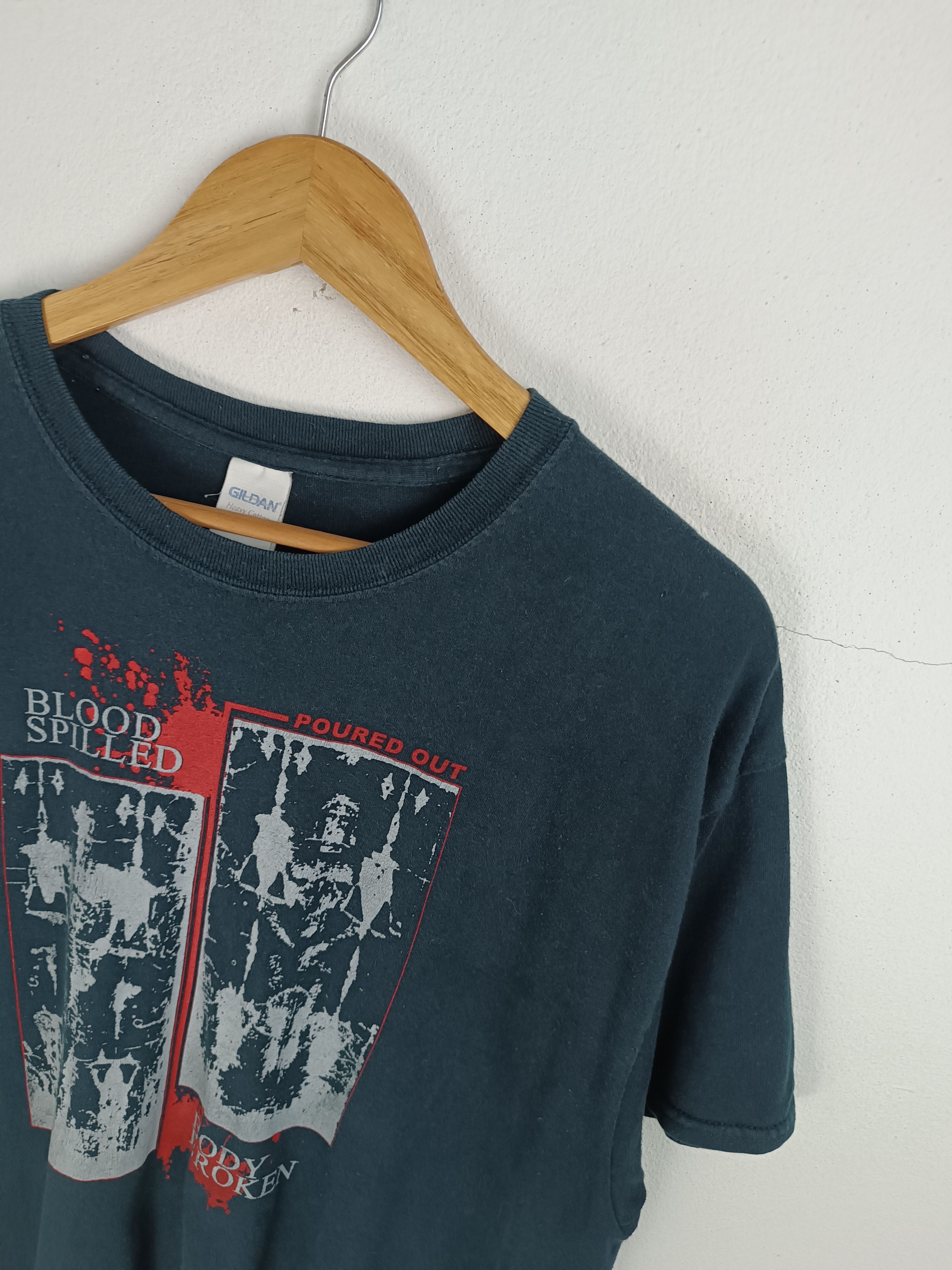 Band Tees VINTAGE POURED OUT HARDCORE TEE architects trivium unearth Size US L / EU 52-54 / 3 - 12 Thumbnail