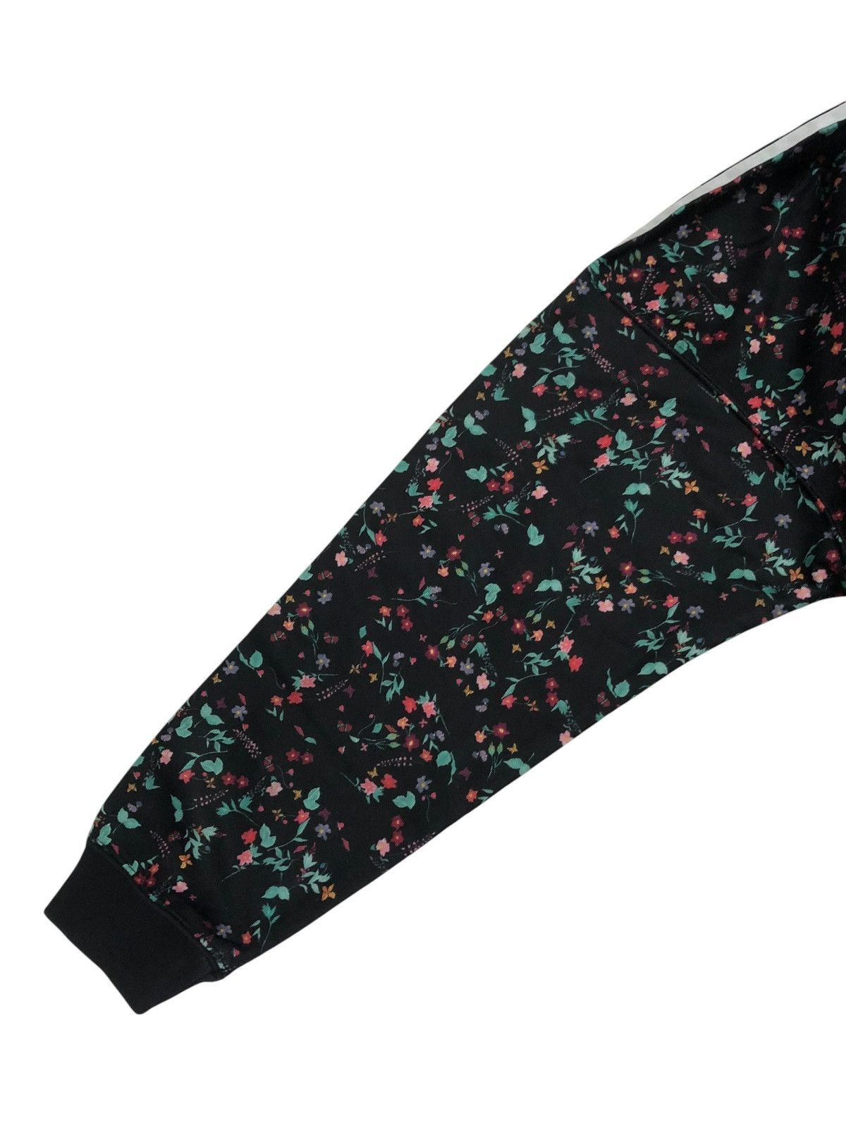 Other Adidas Floral Print Sweatshirt Size US M / EU 48-50 / 2 - 9 Thumbnail