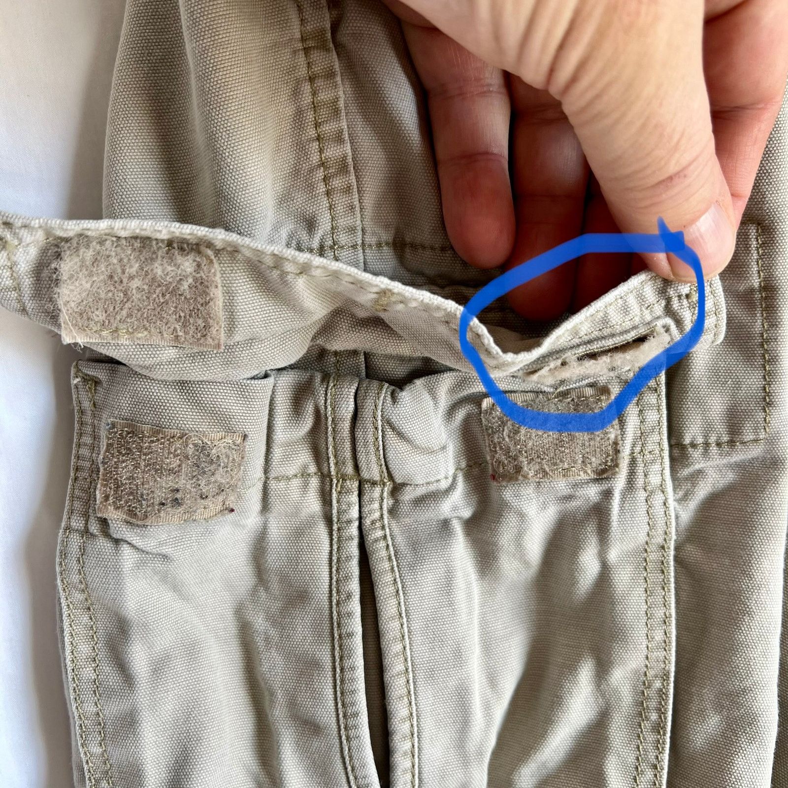 Dockers Dockers Cargo Shorts Men's W40 Khaki Flap Cargo Pockets Size US 40 / EU 56 - 7 Thumbnail