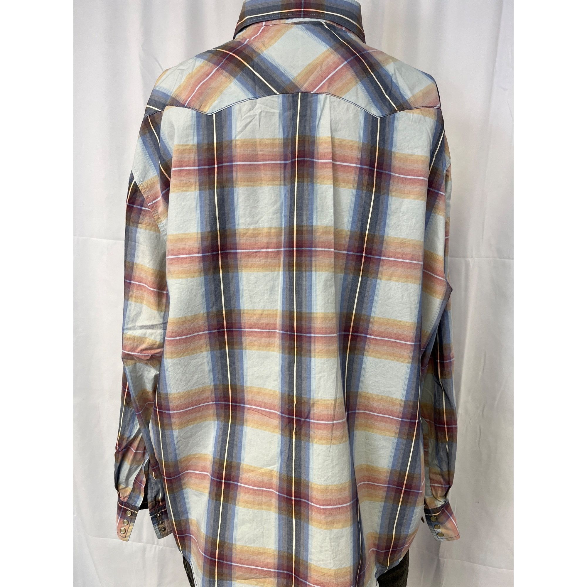Wrangler Wrangler Men's Orange Wester Shirt/Pearl Snaps Size XXL SKU Size US XXL / EU 58 / 5 - 2 Thumbnail