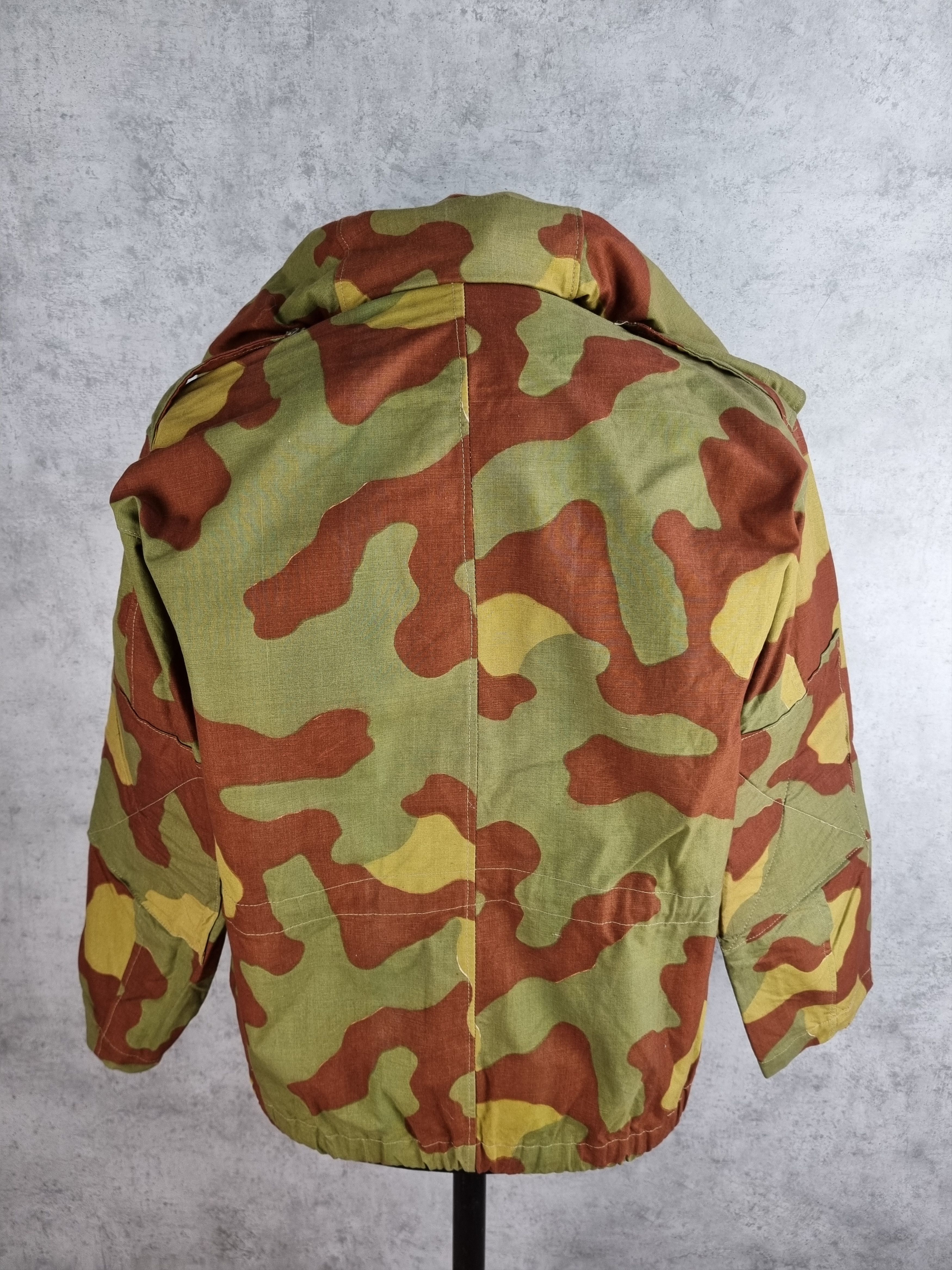 Vintage 1966 Italian Paratrooper Safam San Marco Pattern Shirt Size US M / EU 48-50 / 2 - 8 Thumbnail