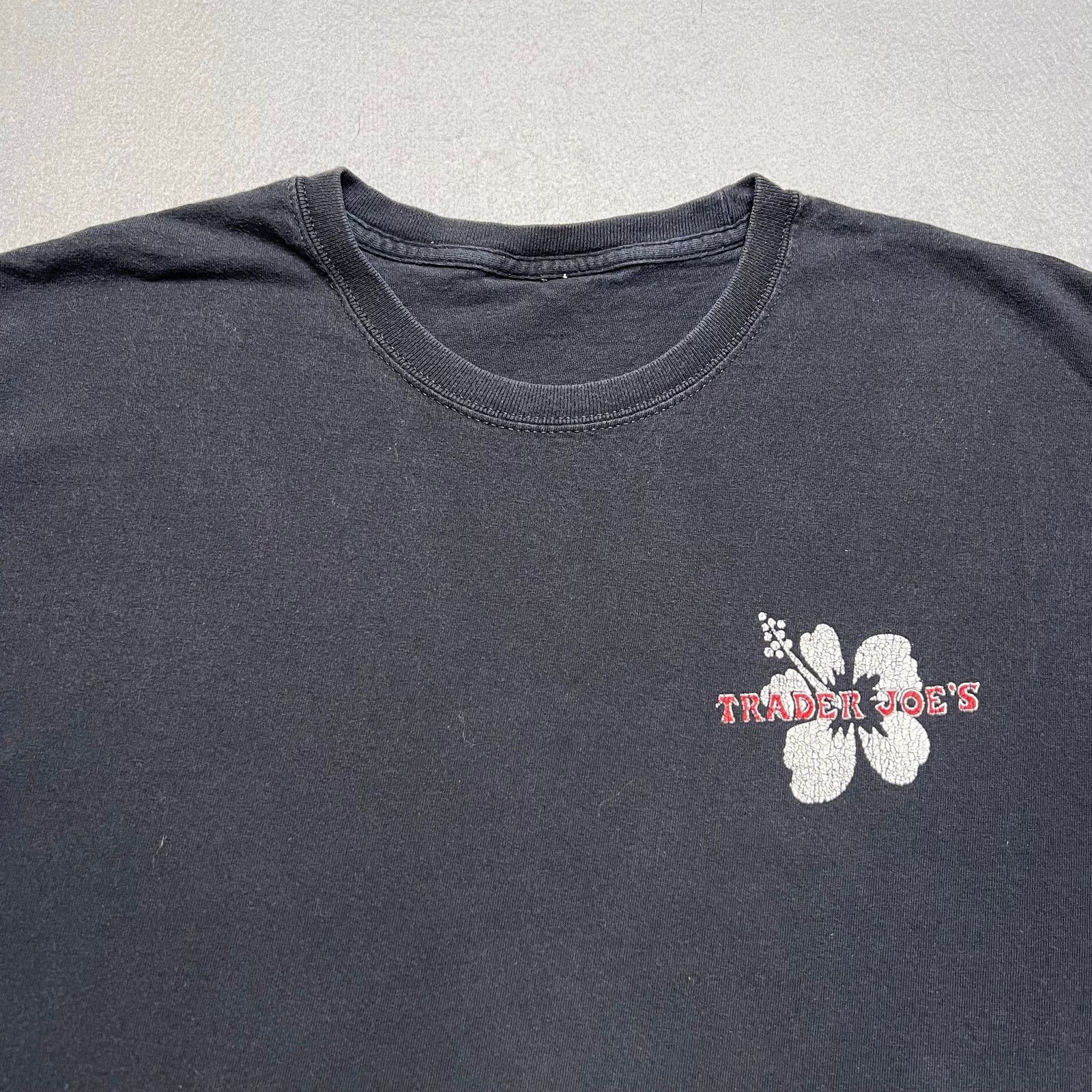 Vintage Vintage Trader Joe’s Hibiscus LT Shirt Sz Medium Black Y2K Size US M / EU 48-50 / 2 - 2 Thumbnail