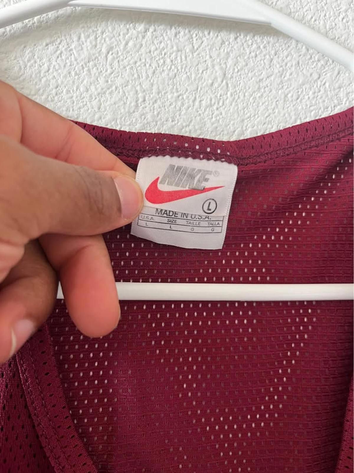 Nike Vintage Nike Big Swoosh Red Tank Black Top Large Size ONE SIZE - 3 Thumbnail