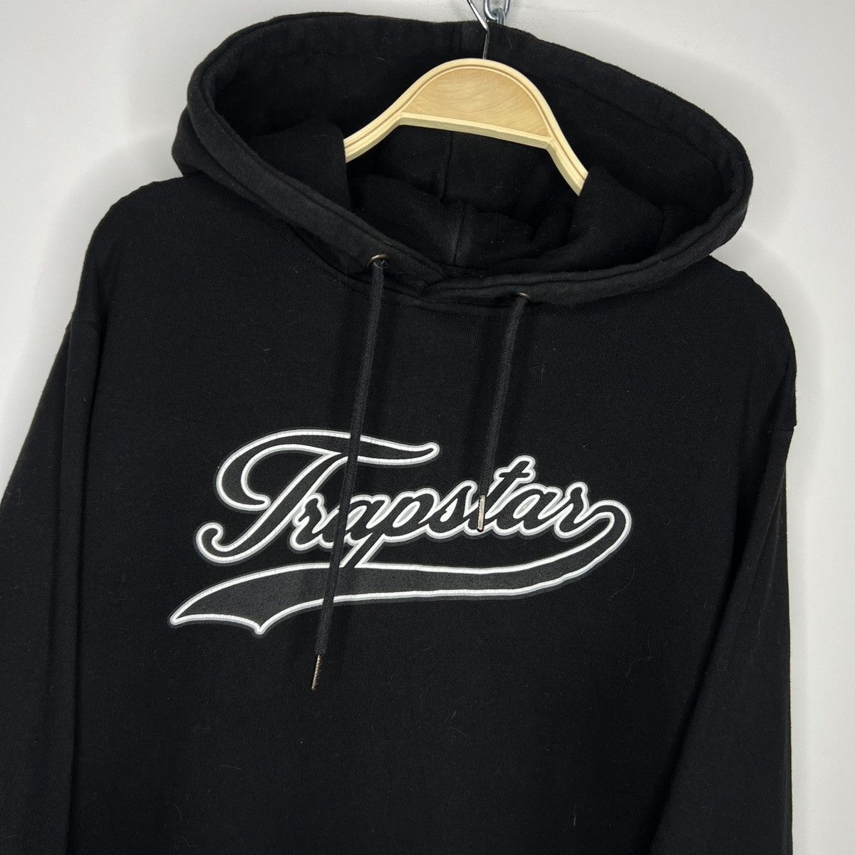Hoodrich × Trapstar London Hoodie Trapstar London Sweatshirt Big Logo Black Size US XL / EU 56 / 4 - 4 Thumbnail