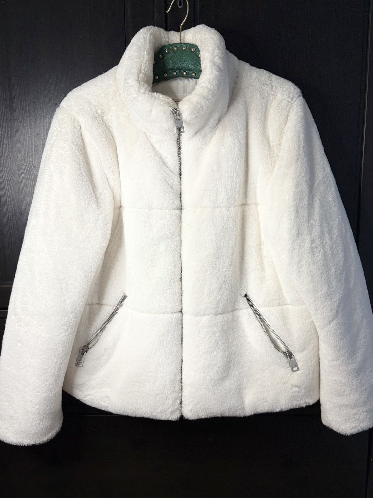 Levi's Levi’s Faux Fur Jacket | Size: XL Size XL / US 12-14 / IT 48-50 - 1 Thumbnail