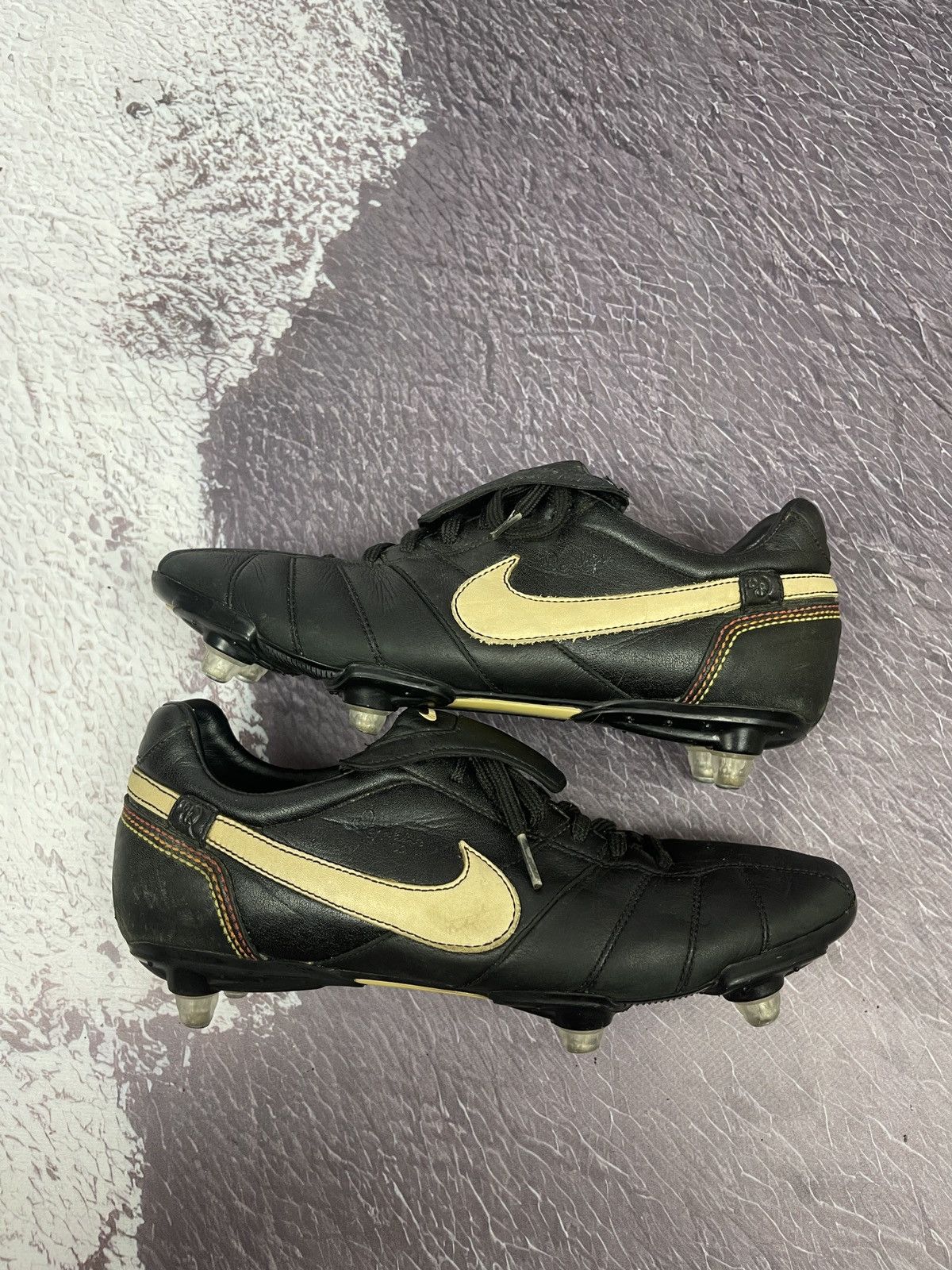 Nike Nike Tiempo Brasileiro R10 SG US9 Leather Ronaldinho Soccer Size US 9 / EU 42 - 4 Thumbnail