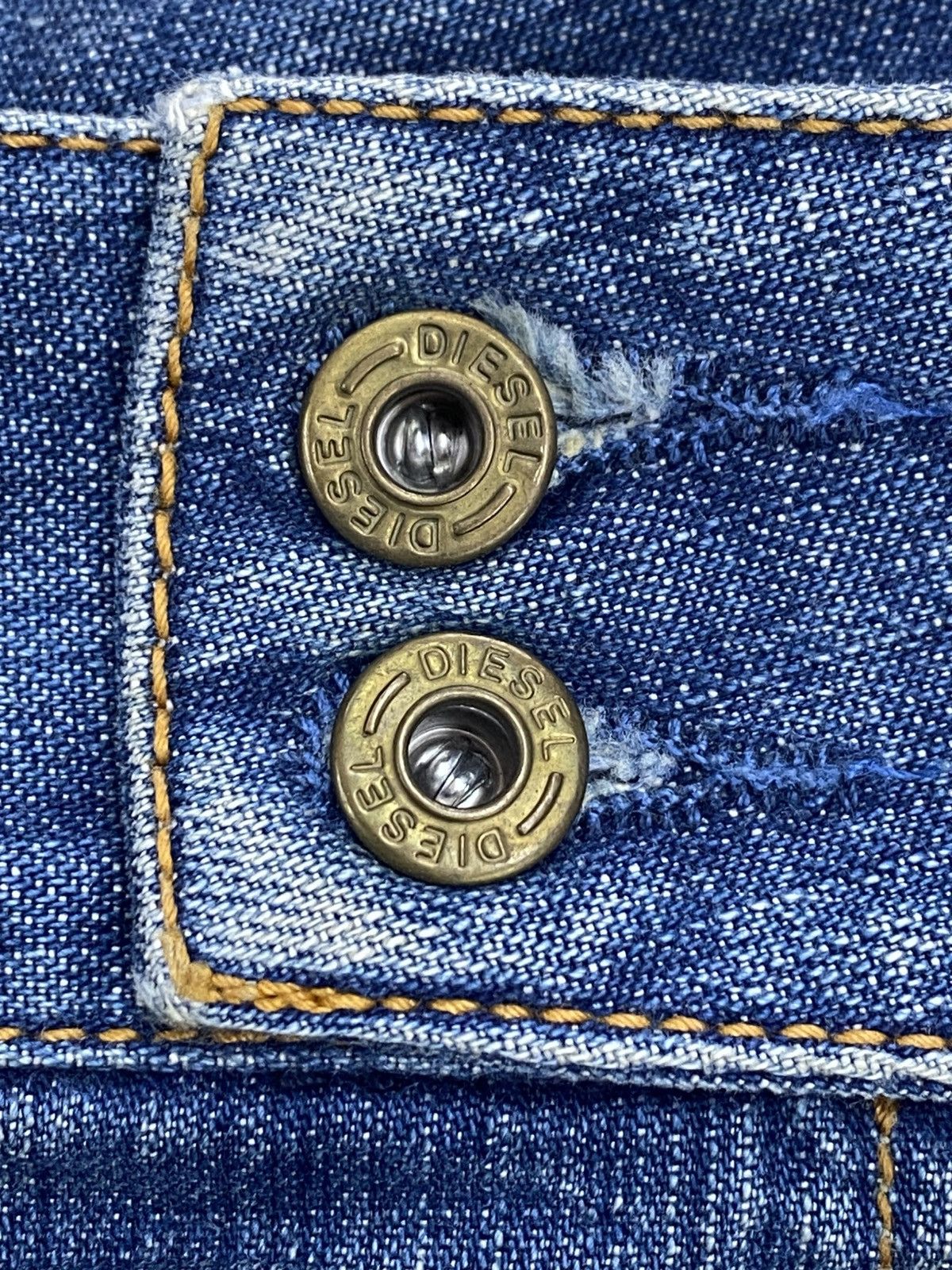 Diesel Diesel Acid Blue Wash Style Loose Jeans Size US 33 - 13 Thumbnail