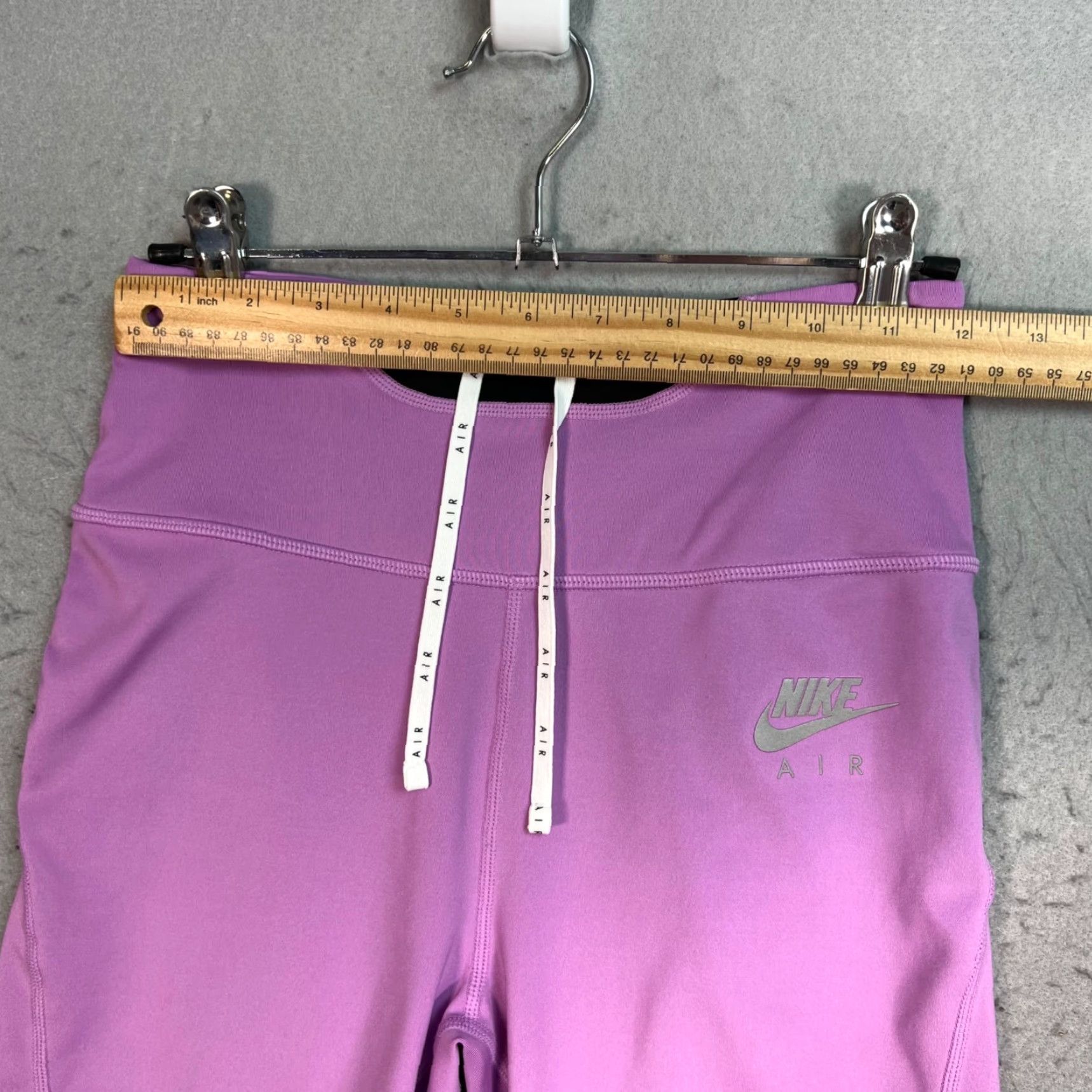 Nike Nike Air Purple Dri-Fit Womens Size Small Biker Shorts Athletic Gym Running Size 28" / US 6 / IT 42 - 6 Thumbnail