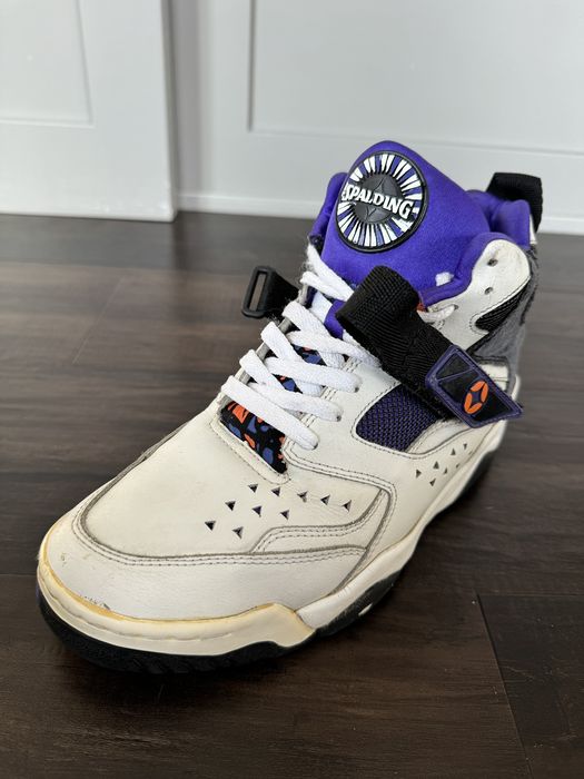 Spalding hot sale shoes 90s