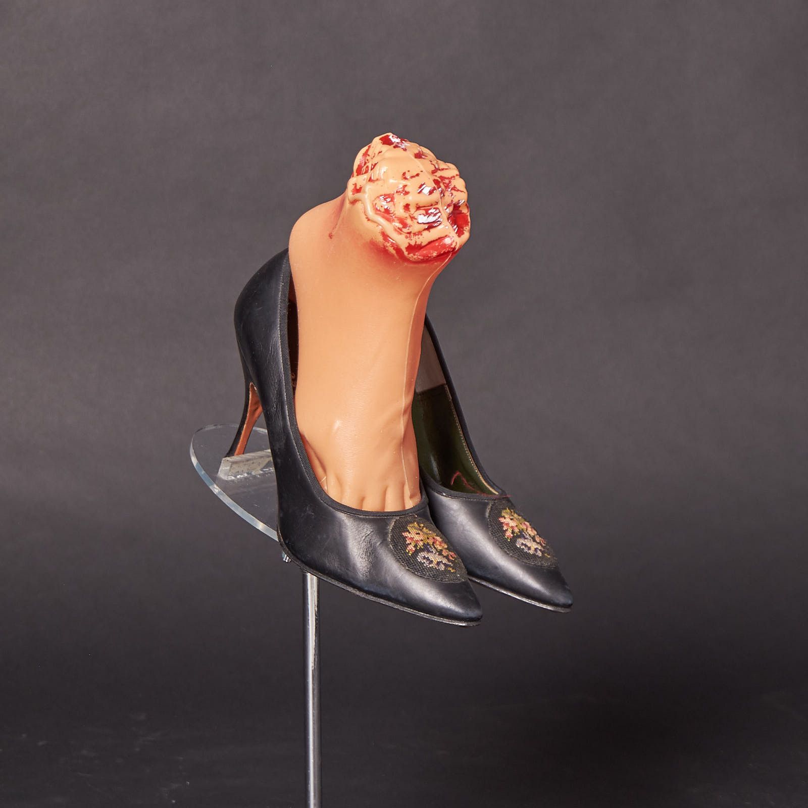 image of Vintage 1950S Needlepoint Black Pumps Heels Shoes, Women's (Size 5.5)