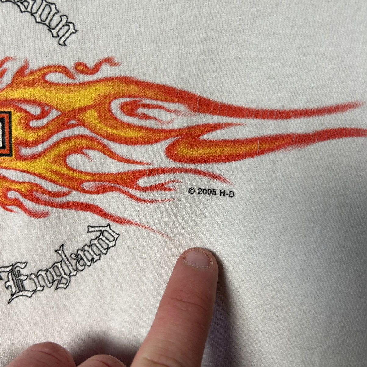 Harley Davidson Vintage Harley Davidson 2005 big fire logo white motorcycles Size US L / EU 52-54 / 3 - 4 Thumbnail