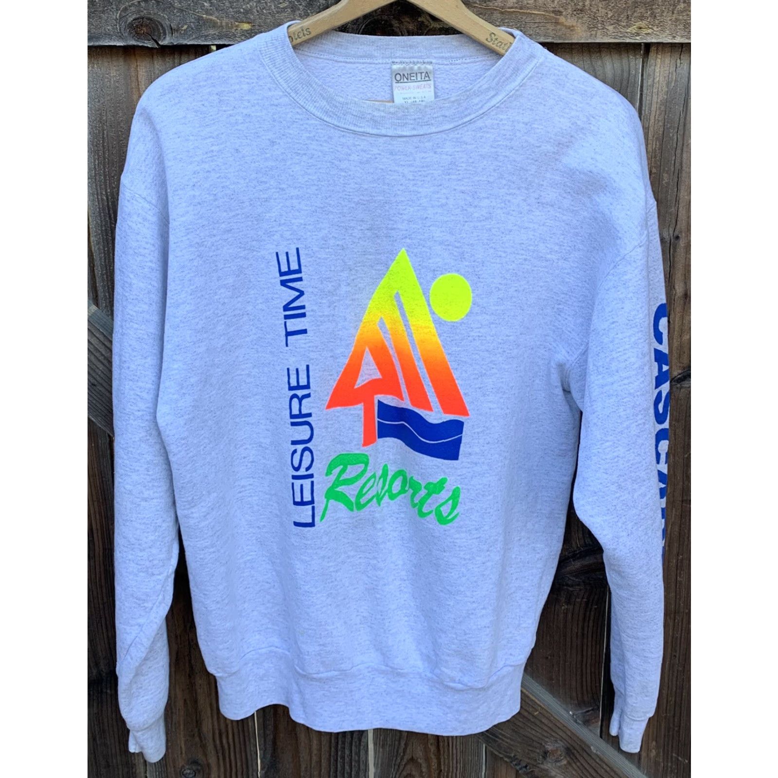 Vintage VINTAGE Leisure Time Resorts Cascade neon graphics sweatshirt Oneita Power Sweats XL Gray Men Pullover Crew Neck 80s 90s Neon Graphics Size US XL / EU 56 / 4 - 2 Thumbnail