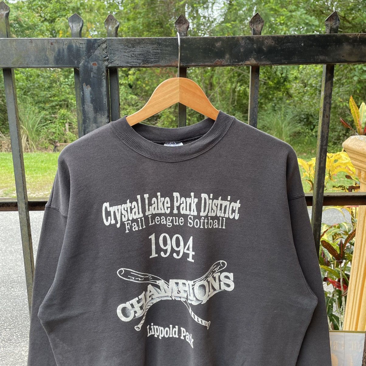 Vintage 🔥Vintage 1994 Crystal Lake Fall League Softball Sweatshirts Size US M / EU 48-50 / 2 - 4 Thumbnail