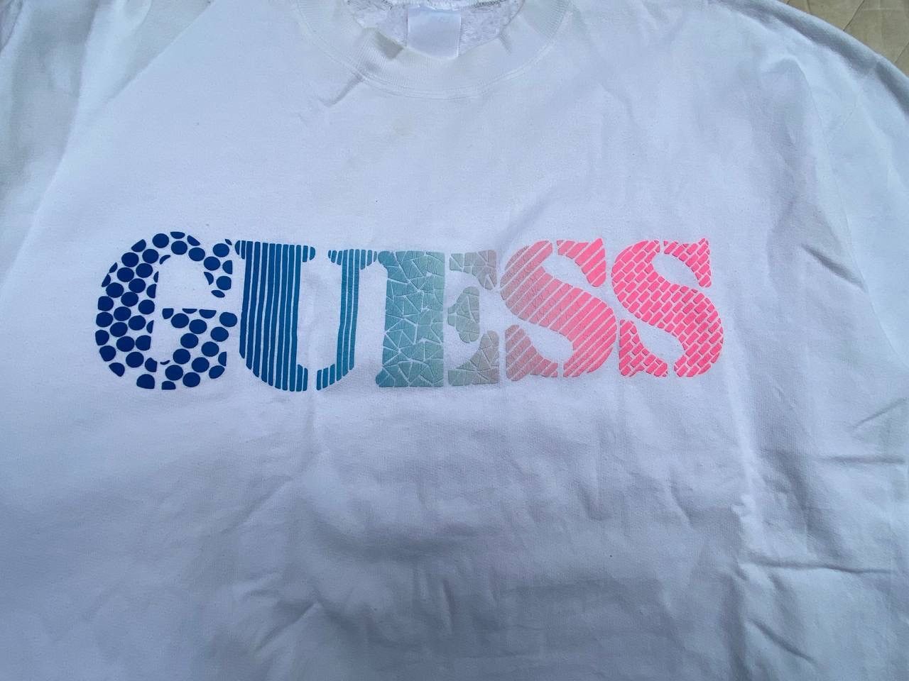 Guess × Vintage Vintage 90s Guess Spell Out Sweatshirt Size US L / EU 52-54 / 3 - 2 Thumbnail