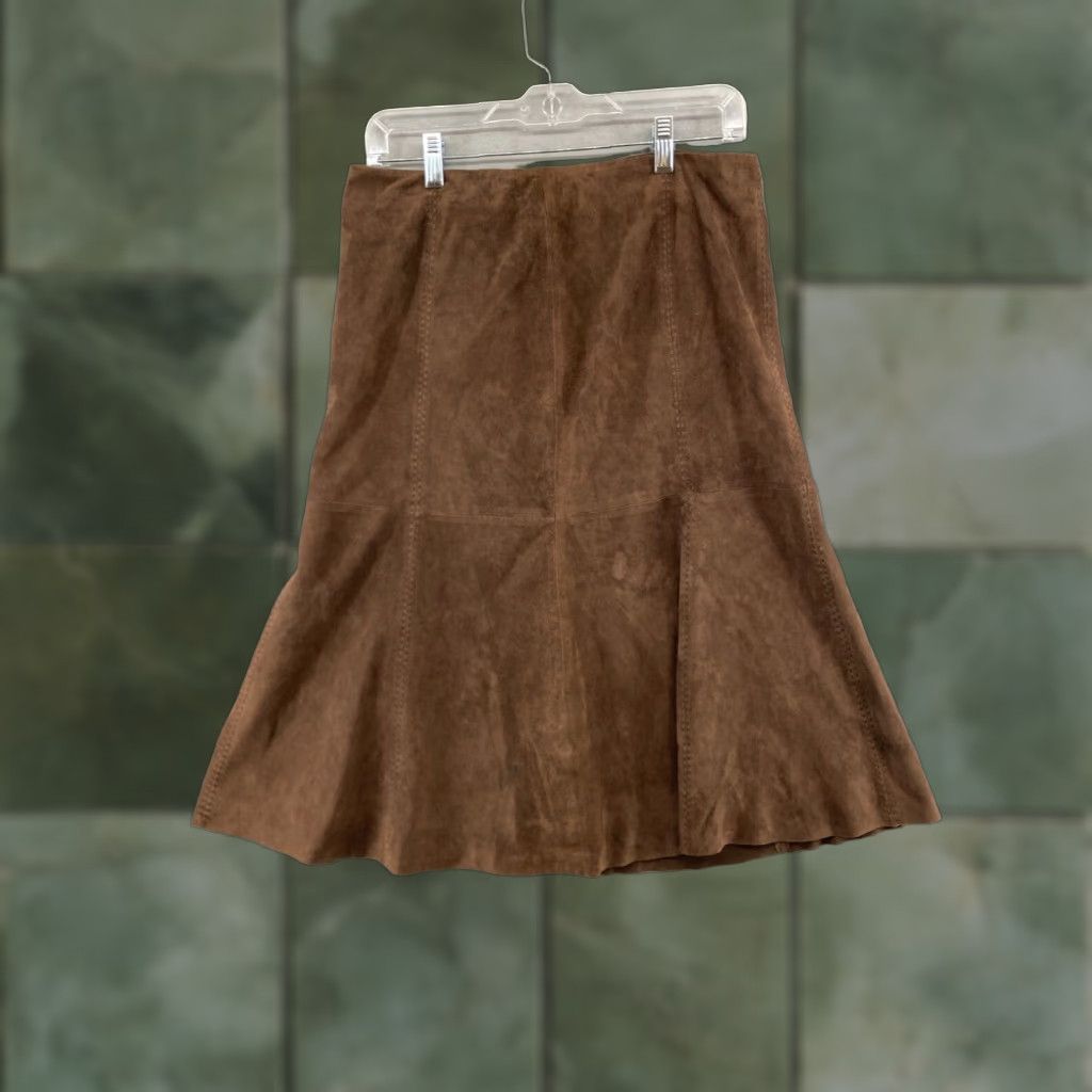 Vintage VINTAGE Vakko Suede Midi Skirt Peasant Flair Brown Women's Size 8 Size 30" / US 8 / IT 44 - 1 Thumbnail