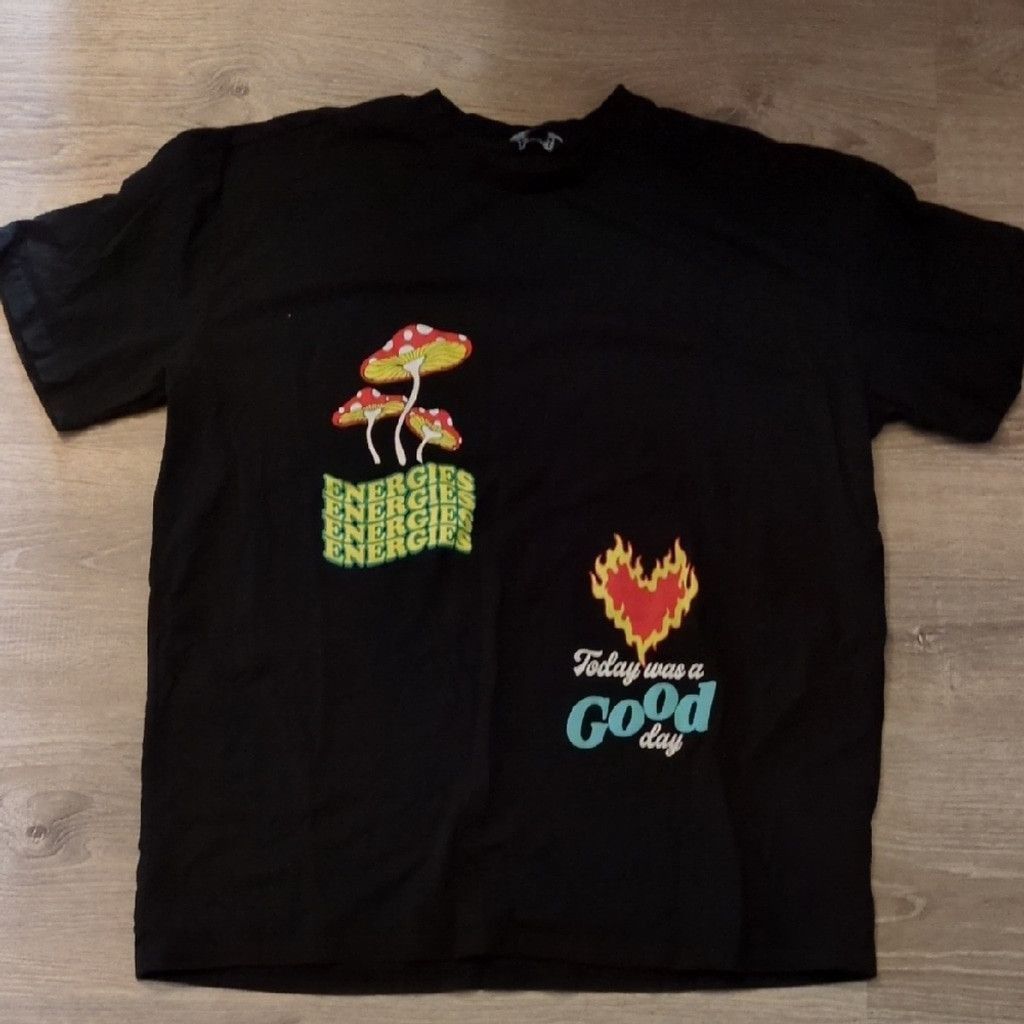 Boohoo Bohoo Man black Mushroom Tee Size Medium Size US M / EU 48-50 / 2 - 2 Thumbnail