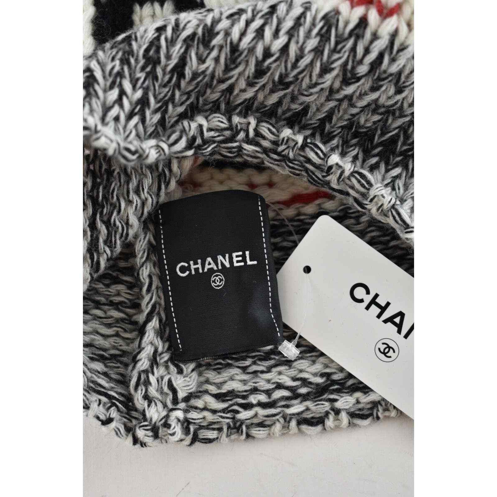 Chanel Chanel REV Pom Wool CC Logo Knit Cloche Beanie Winter Hat Size ONE SIZE - 10 Thumbnail