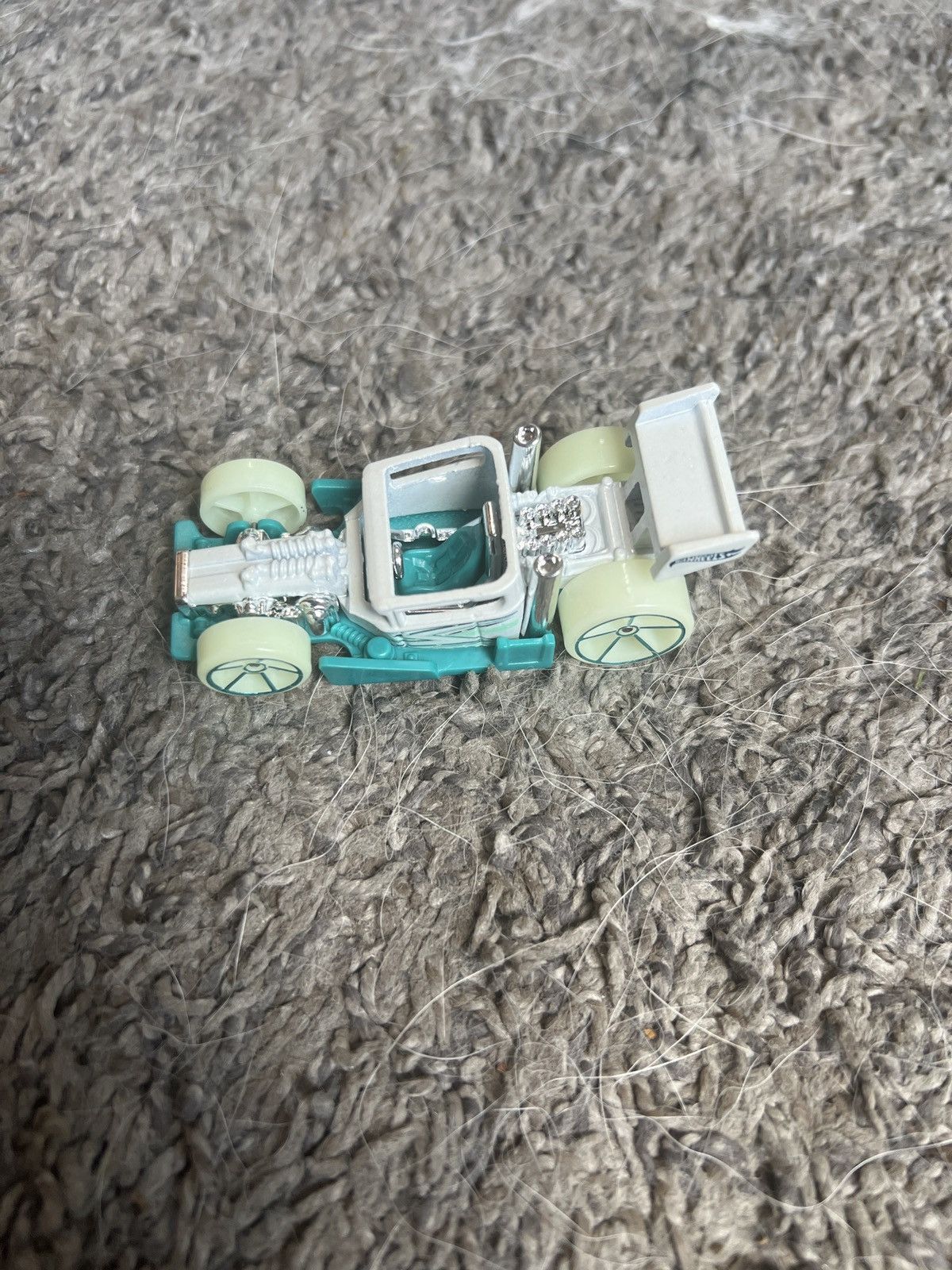 Hypebeast 2015 Mattel Hot Wheels Bone Speeder Size ONE SIZE - 1 Thumbnail