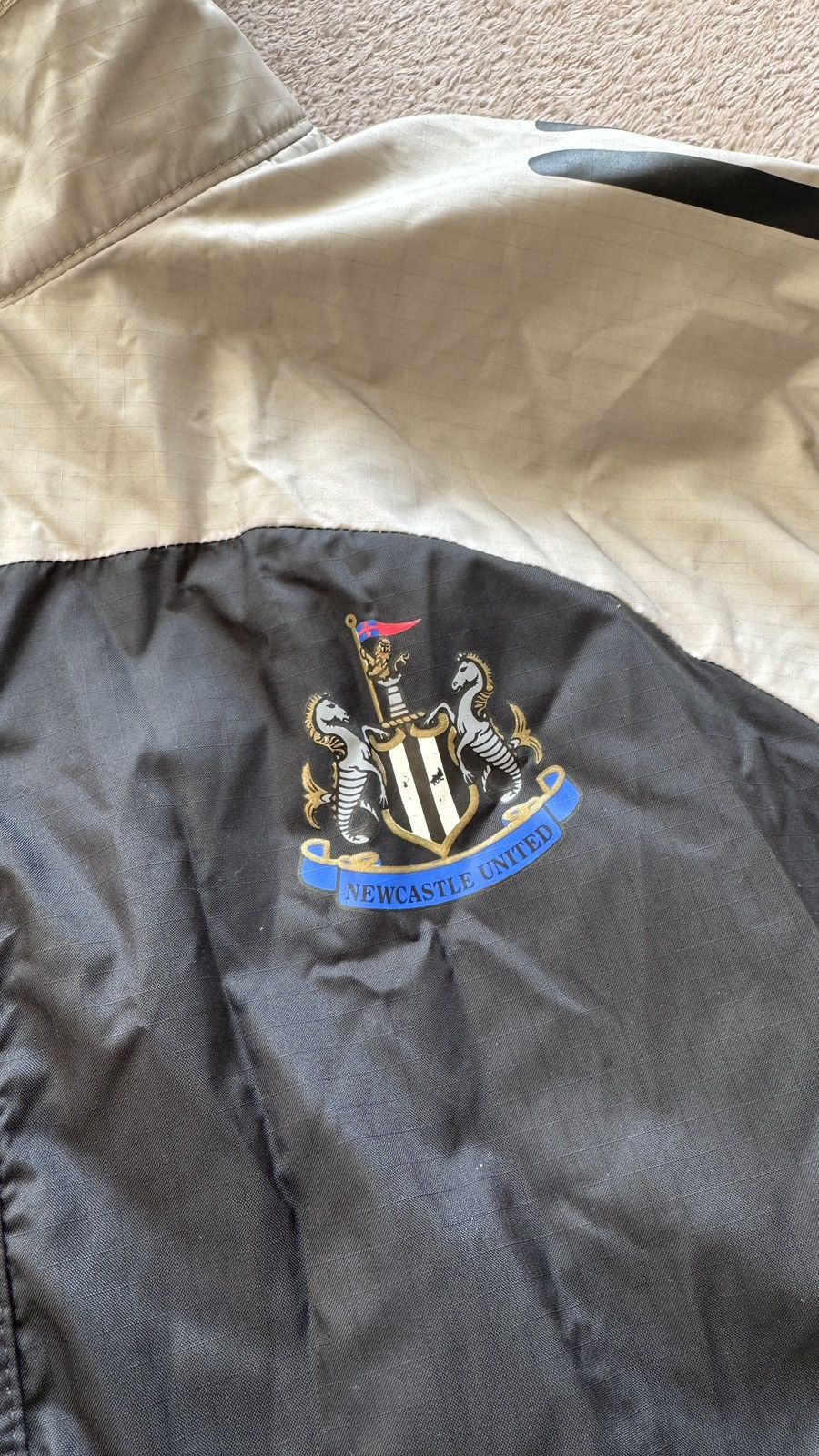 Vintage Vintage Adidas Newcastle United 2002 Training Rain Jacket Size US L / EU 52-54 / 3 - 3 Thumbnail