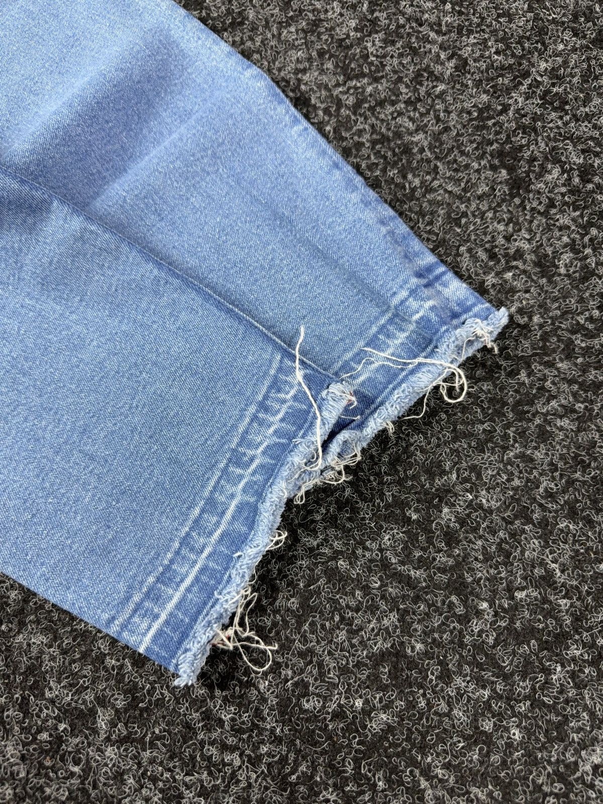 Diesel Luxury Diesel 00s Cropped Jeans Light Wash Distressed Denim Size 26" / US 2 / IT 38 - 11 Thumbnail