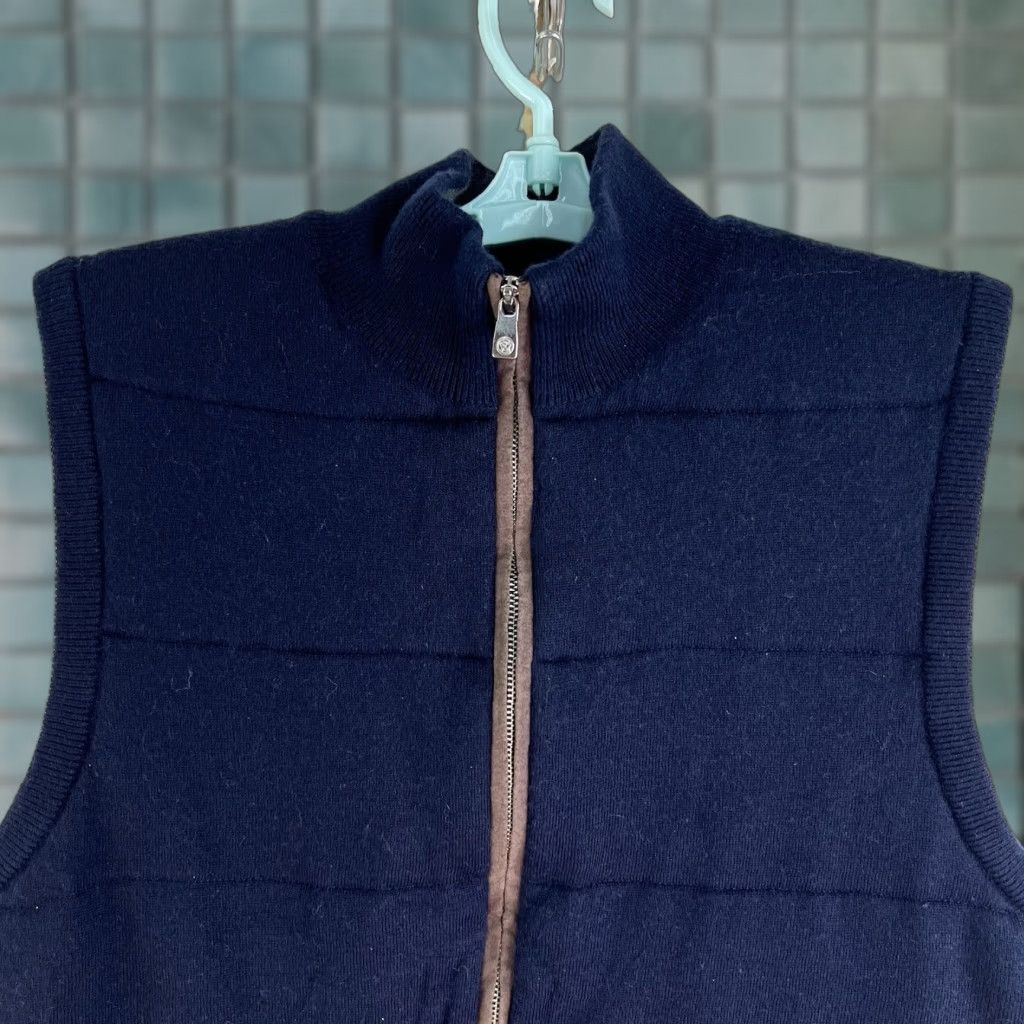 Hart Schaffner Marx Hart Schaffer Marx Merino Wool Puffer Vest Men’s Size M Blue Size US M / EU 48-50 / 2 - 1 Thumbnail