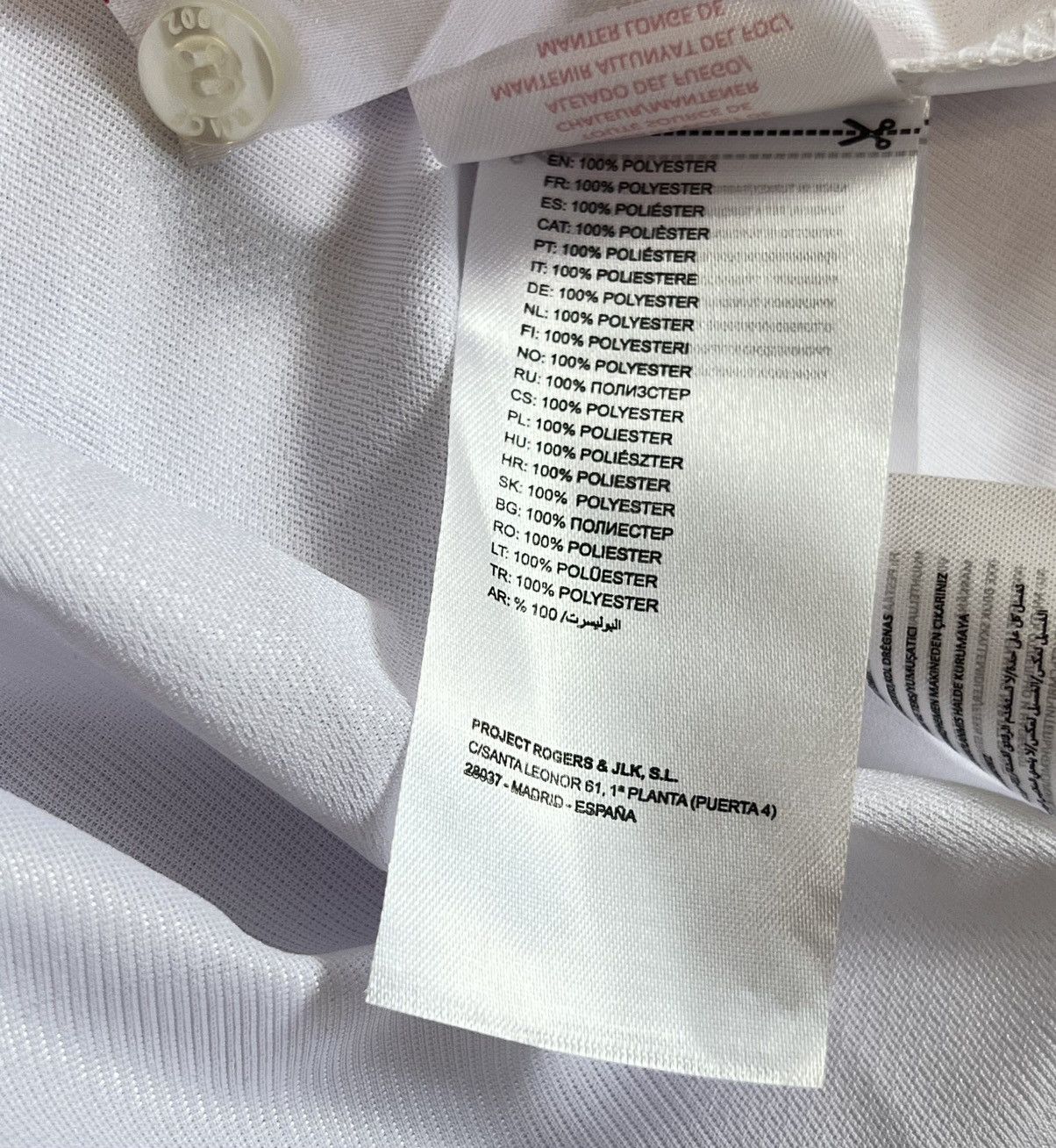 Other Real Madrid soccer jersey white Size US M / EU 48-50 / 2 - 9 Thumbnail