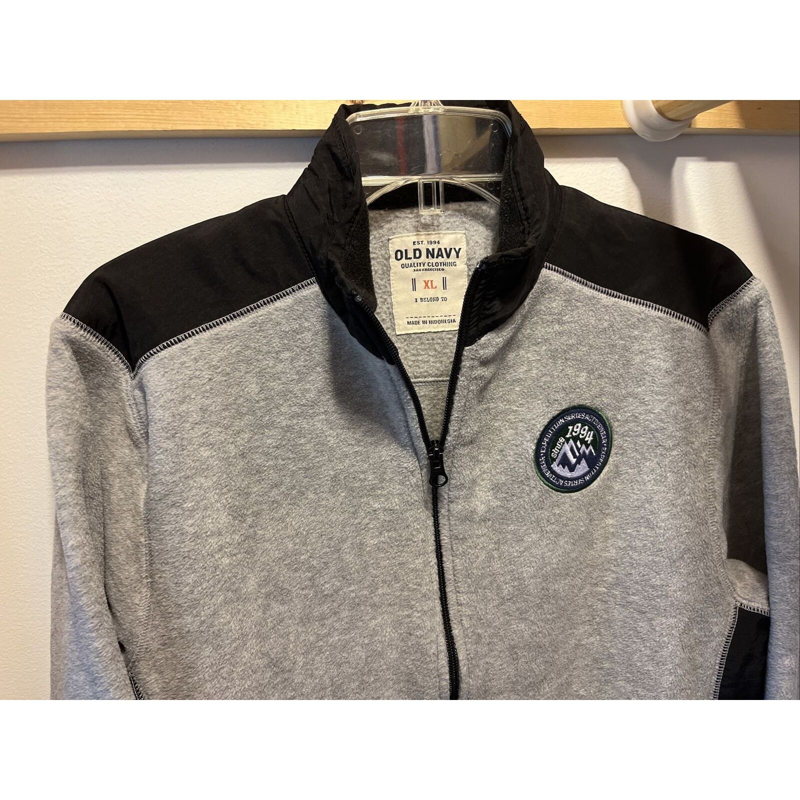 Old Navy Old Navy Boys XL Black Gray LS Zip Polyester Fleece Jacket Size US XL / EU 56 / 4 - 4 Thumbnail