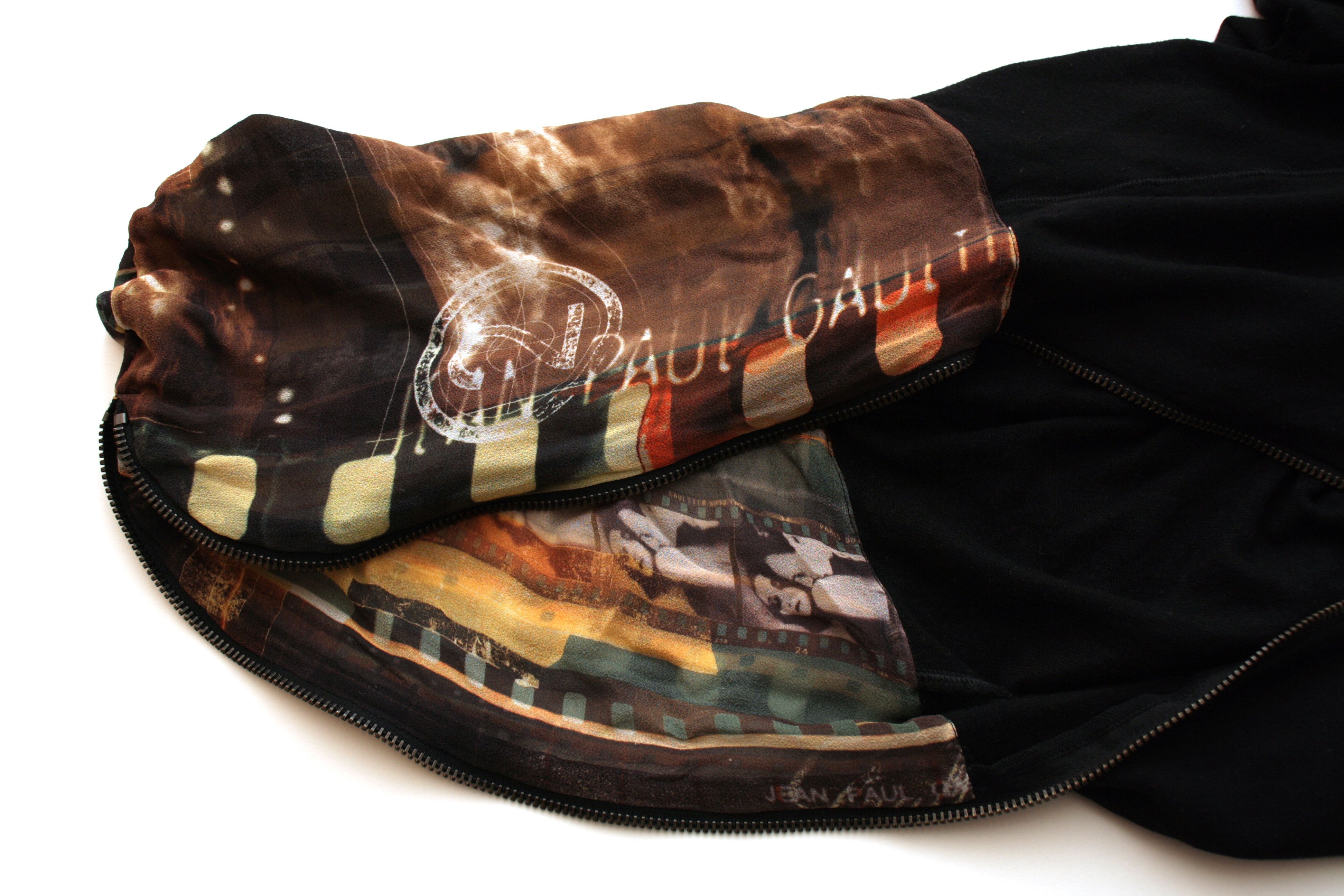 Jean Paul Gaultier Jean Paul Gaultier Vintage Black Cinema Zip Through Hoodie Size M / US 6-8 / IT 42-44 - 7 Thumbnail
