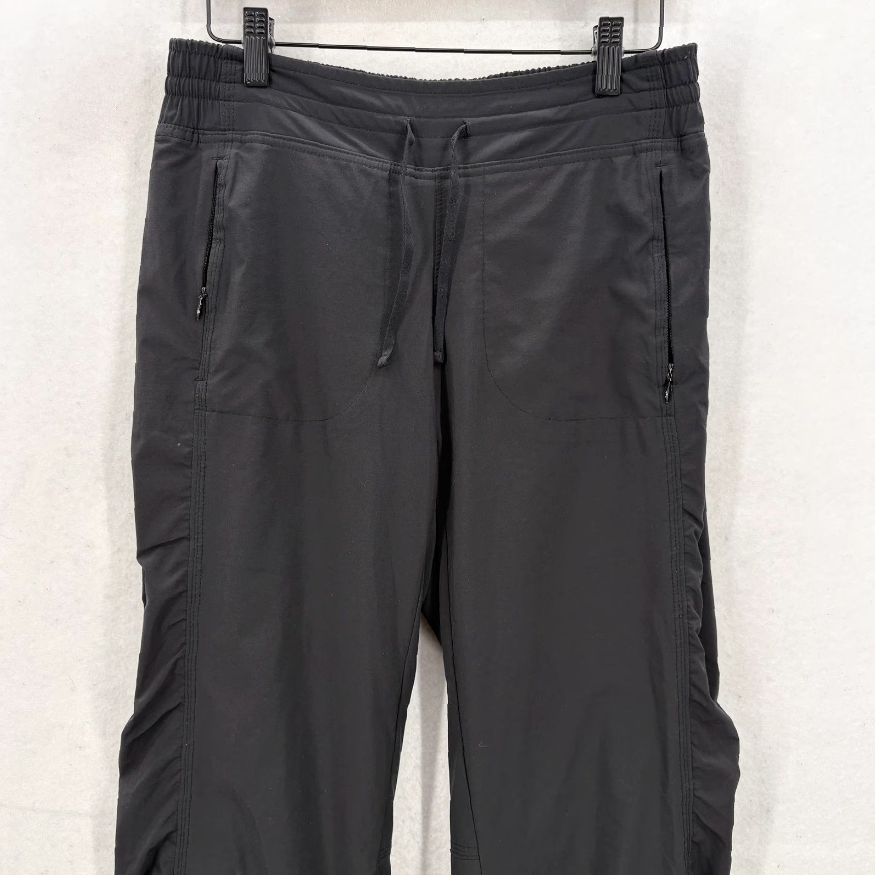 Athleta Athleta Lined La Viva Pants Womens 4 Black Jogger Drawstring Pockets Hiking Ankle Size 27" / US 4 / IT 40 - 2 Thumbnail