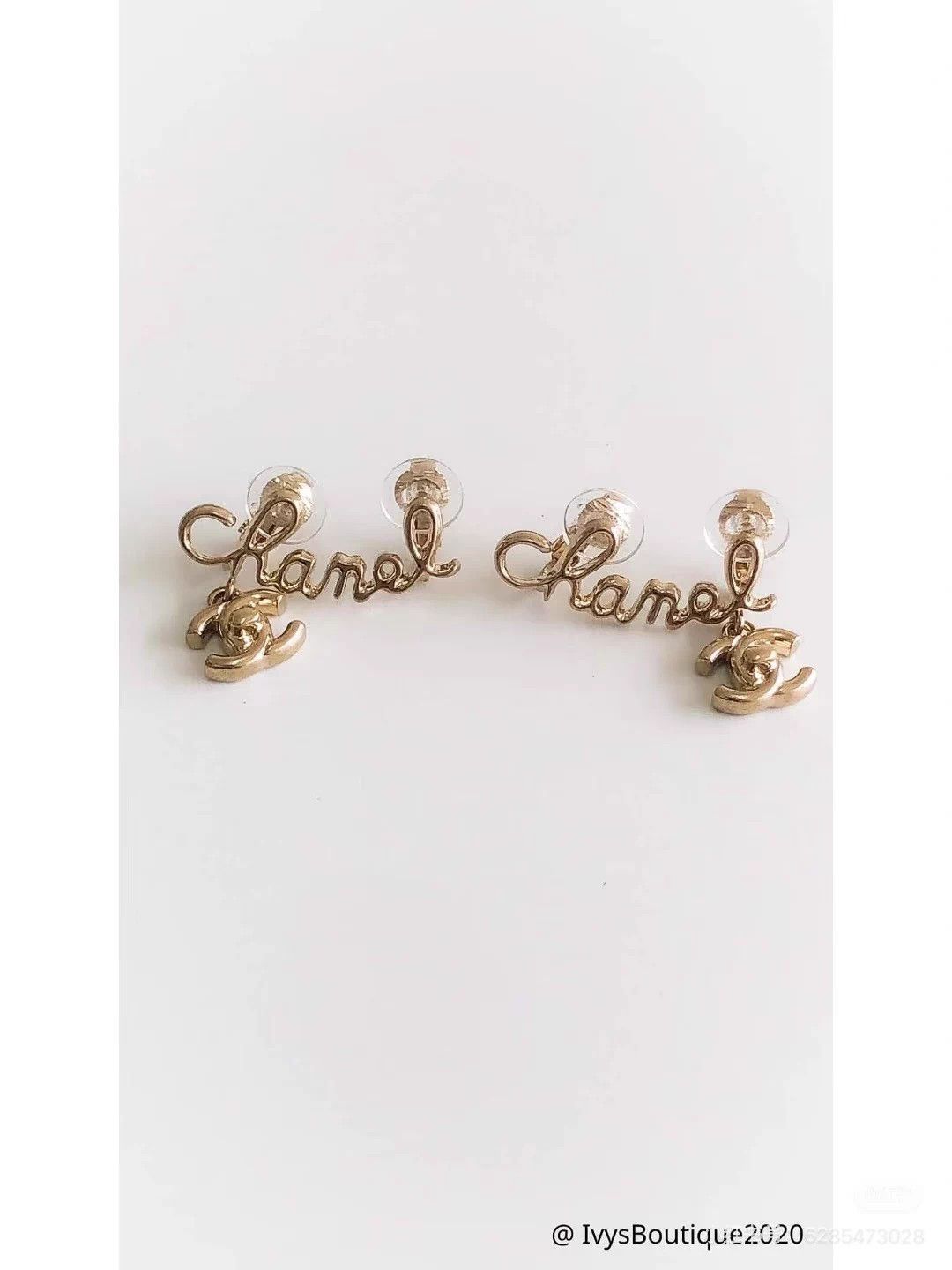 Chanel Chanel 21P Light Gold Coco Logo Ear Clips Mint Size ONE SIZE - 9 Thumbnail