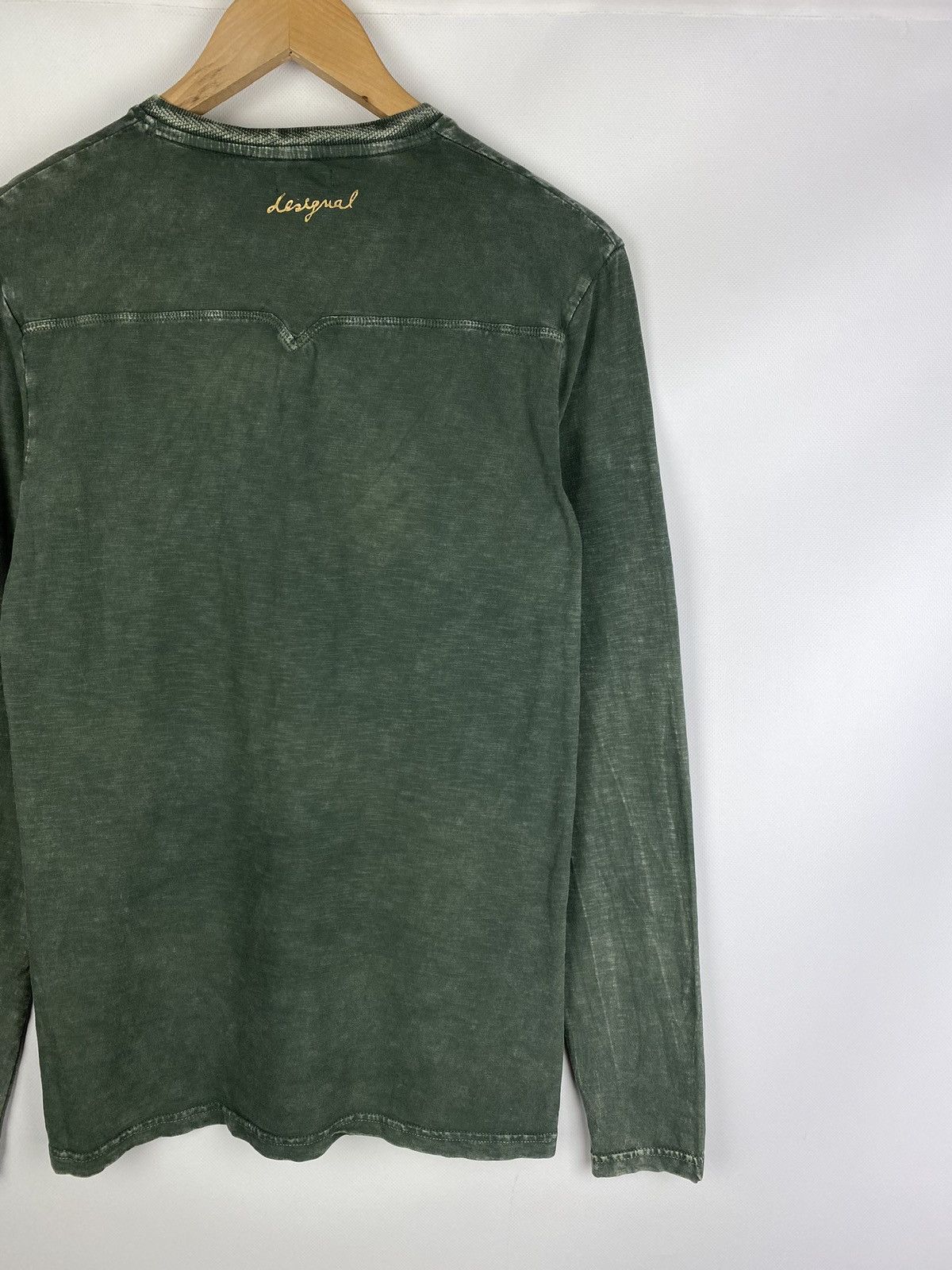 Desigual Desigual men’s long sleeve t shirt size S style 19WMTK61 Size US S / EU 44-46 / 1 - 16 Thumbnail