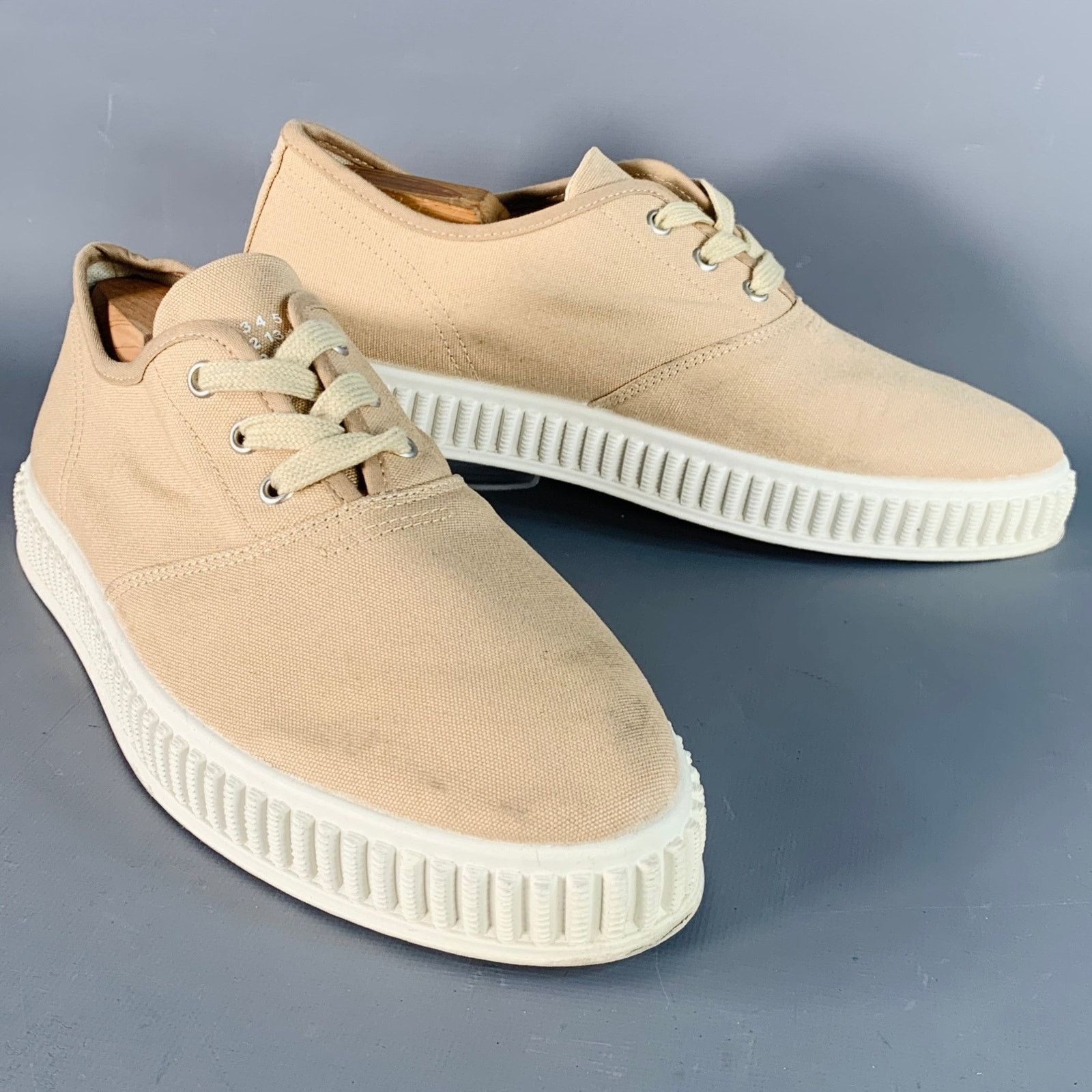 Maison Margiela MAISON MARGIELA Size 7 Beige White Canvas Low Top Sneakers Size US 7 / EU 40 - 1 Thumbnail