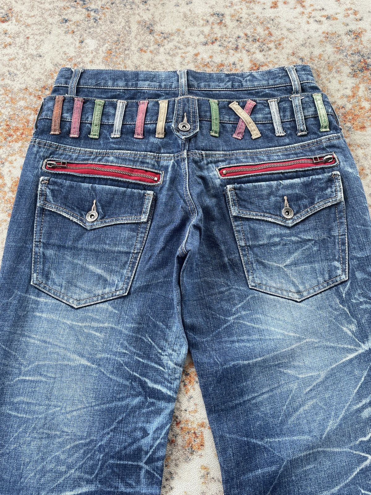 Hysteric Glamour ANTFUI DOUBLEWAIST LOOKLIKE HYSTERIC JEANS Size US 31 - 4 Thumbnail