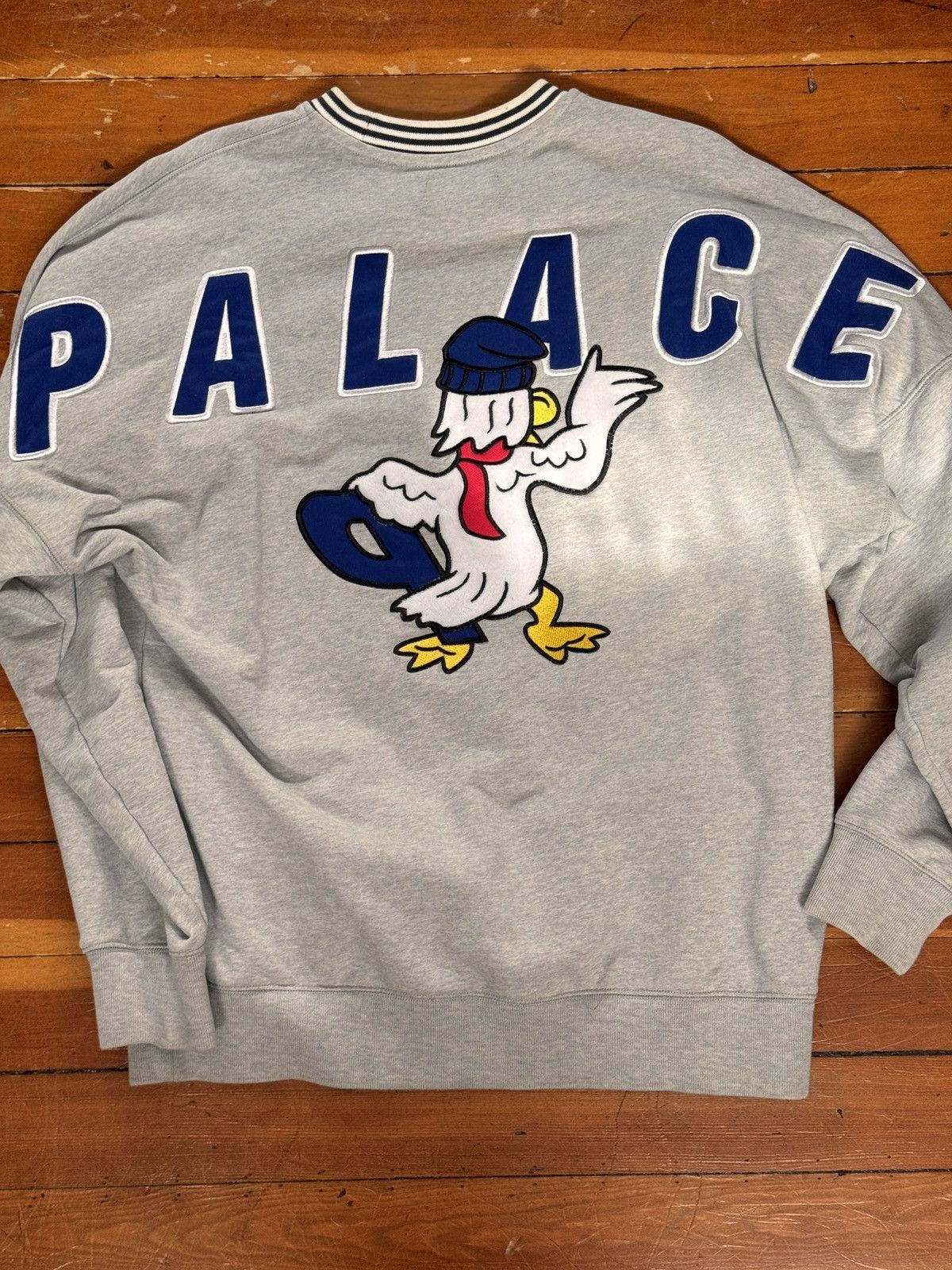 Palace Chilly Duck Out Drop Shoulder Crew Size US XL / EU 56 / 4 - 3 Thumbnail