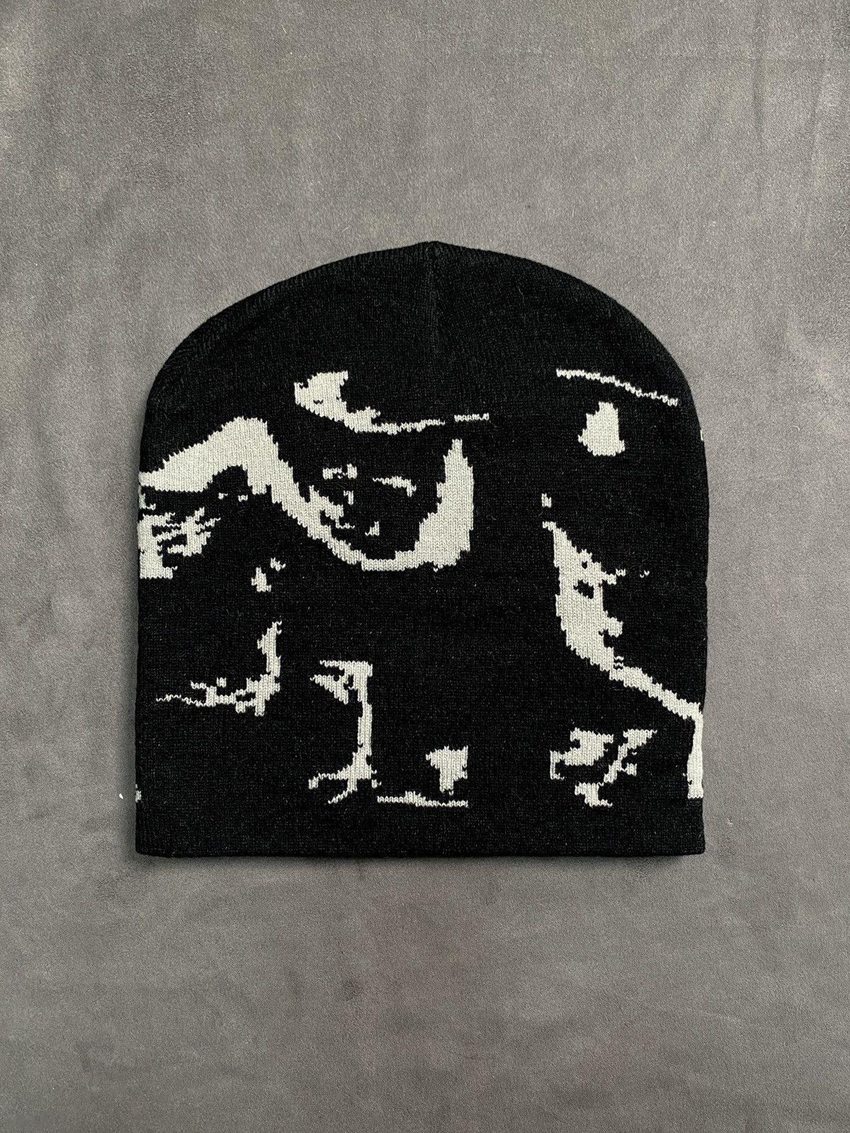 Japanese Brand Strides JP Splatter Graphic No Cuff Black Beanie Hats OS Size ONE SIZE - 4 Thumbnail