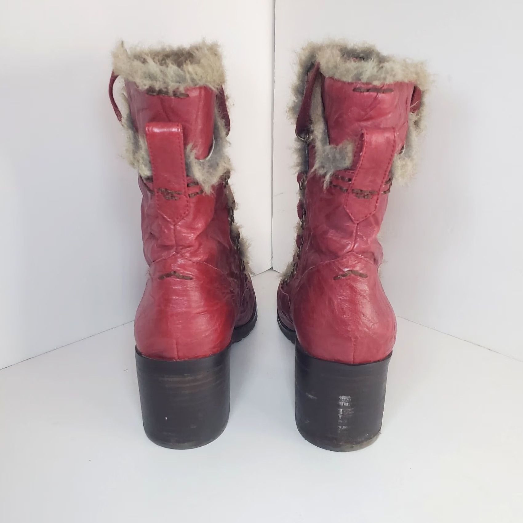 Vintage BC Womens Red Heeled Ankle Boot Lace Up Faux Fur Sz 8.5 Festive Bootie Size US 9 / IT 39 - 5 Thumbnail