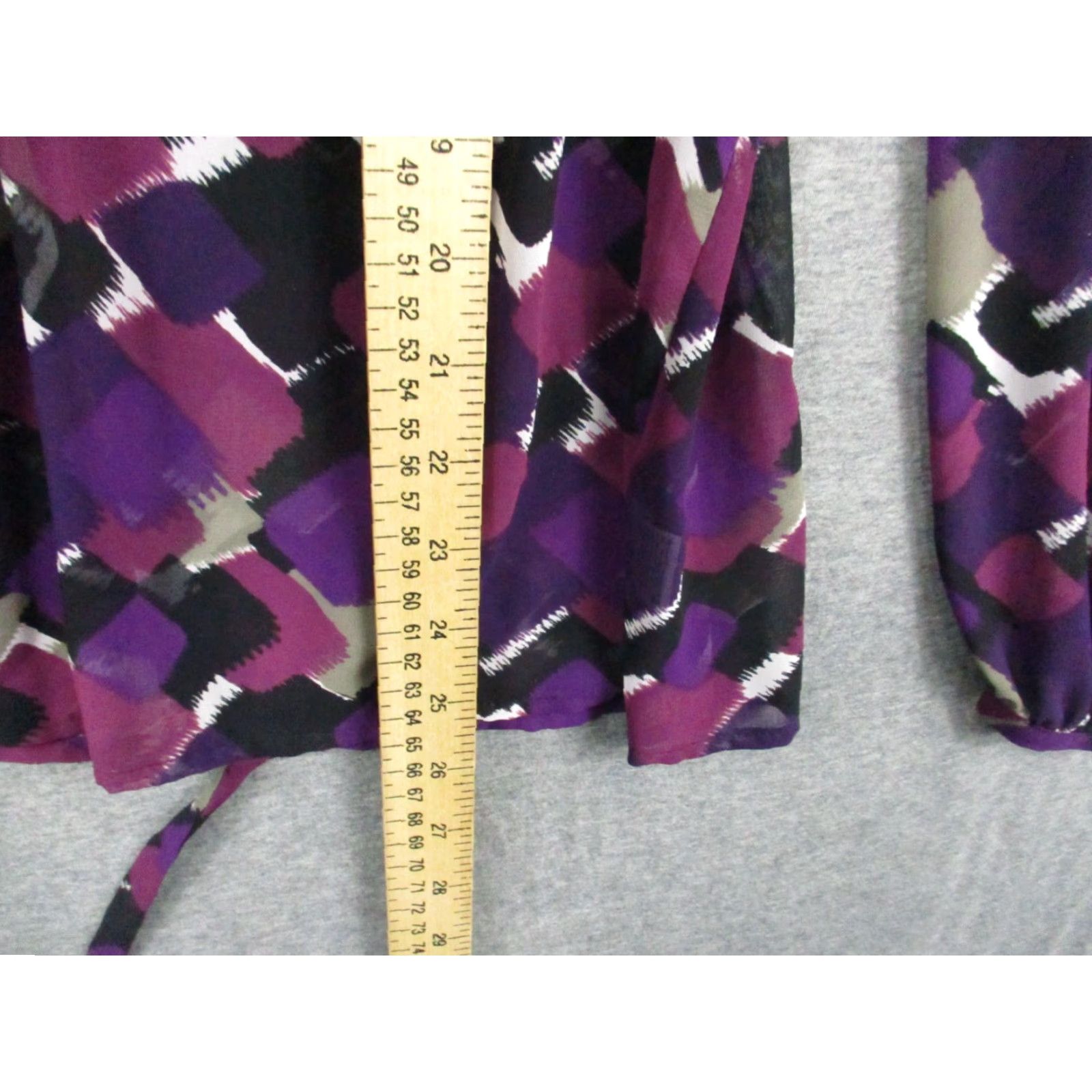 Vintage Ana Large Womens Blouses Purple Black Geometric Flowy Lightweight Shirts 2 Lot Size L / US 10 / IT 46 - 5 Thumbnail