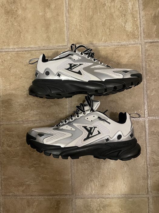 Louis Vuitton Runner Tactic Sneakers Men's size 9.5