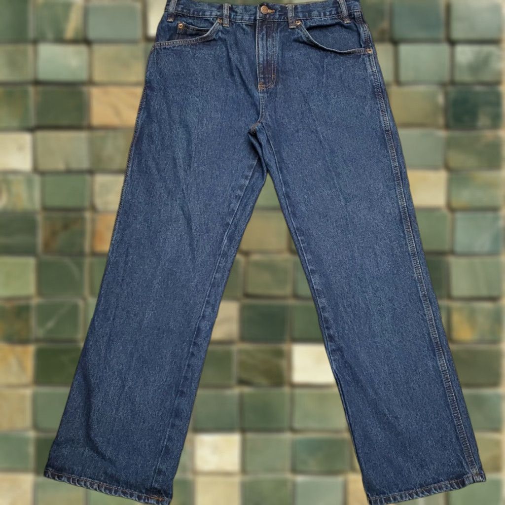 Vintage Berne Jeans Mens 34x30 Blue Denim 100% Cotton Workwear Work Casual Twill Pants Jeans Mens 34 Blue Denim 100% Cotton Workwear Twill Pants Size US 34 / EU 50 - 1 Thumbnail