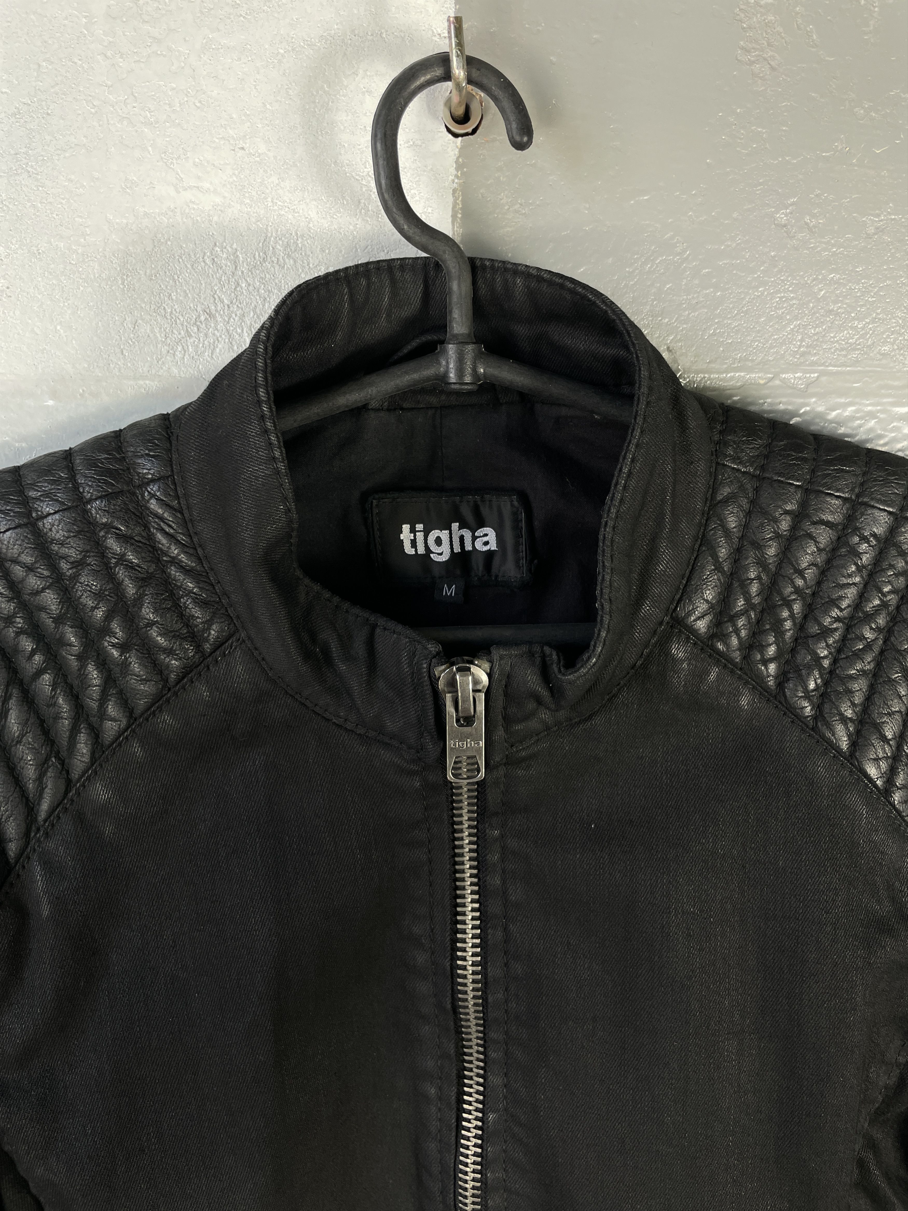 tigha Men`s TIGHA WAX LEATHER BLACK BIKER JACKEt SIZE M Size US M / EU 48-50 / 2 - 5 Thumbnail