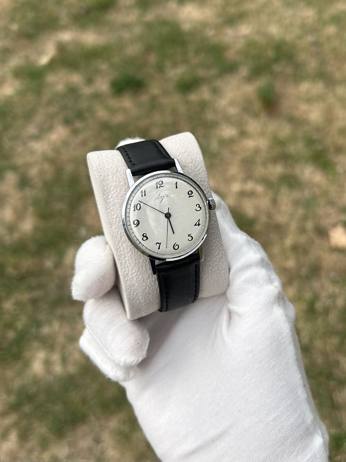 Vintage Vintage Watch Luch USSR Soviet Mechanical 1980s Size ONE SIZE - 2 Thumbnail