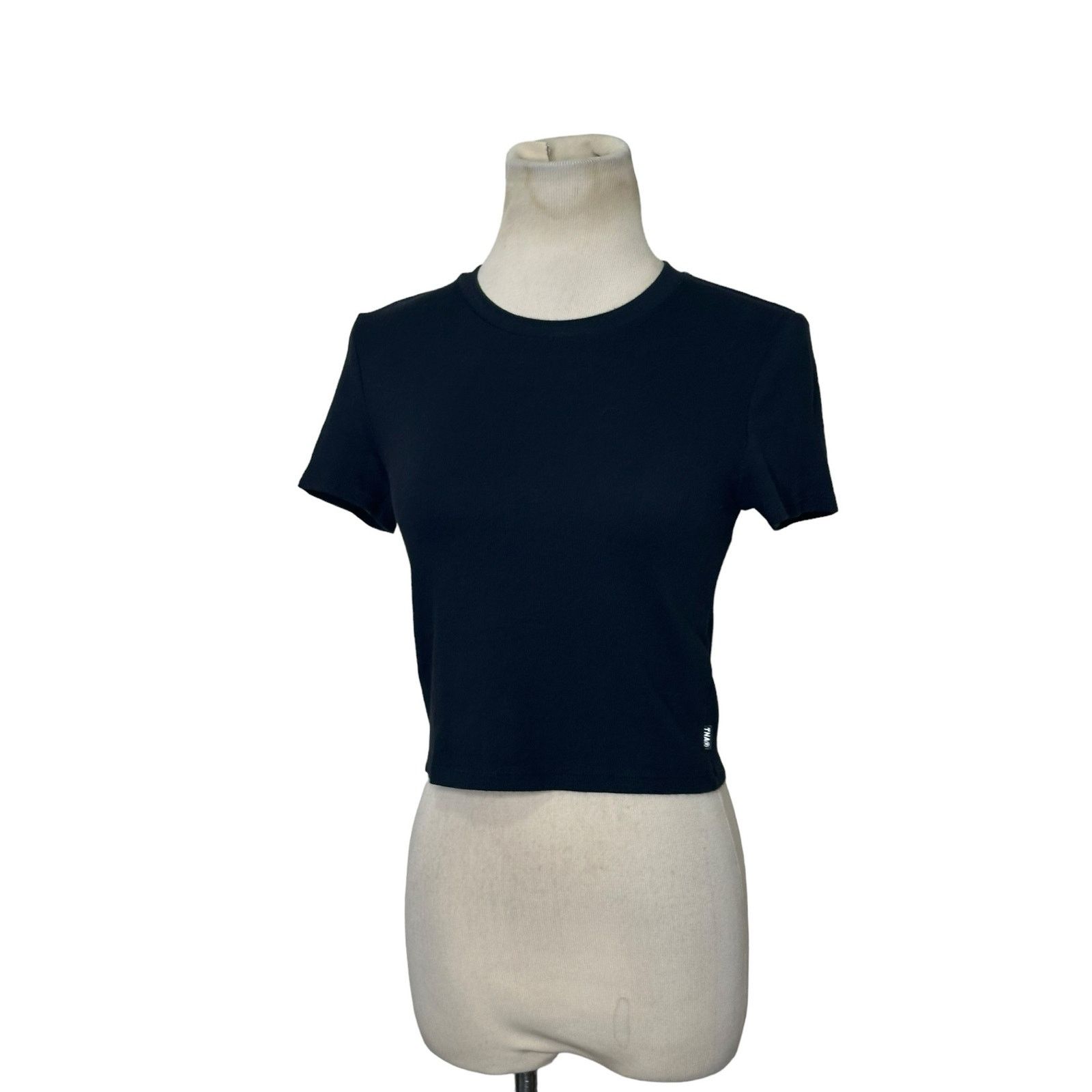 TNA TNA black short sleeves crop fitted T shirt size Medium Size M / US 6-8 / IT 42-44 - 7 Thumbnail