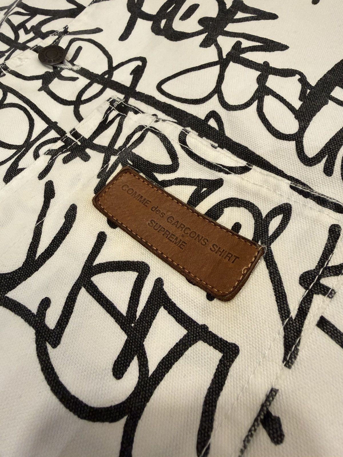 Comme des Garcons SHIRT × Supreme Supreme x CDG SHIRT Graffiti Canvas Chore Coat Size US L / EU 52-54 / 3 - 3 Thumbnail