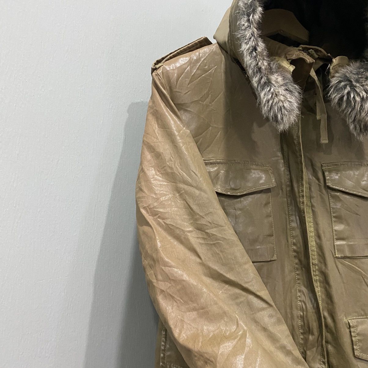 Diesel Diesel multi pocket hood fur parka coat jacket i6was9 LGB Size US M / EU 48-50 / 2 - 8 Thumbnail