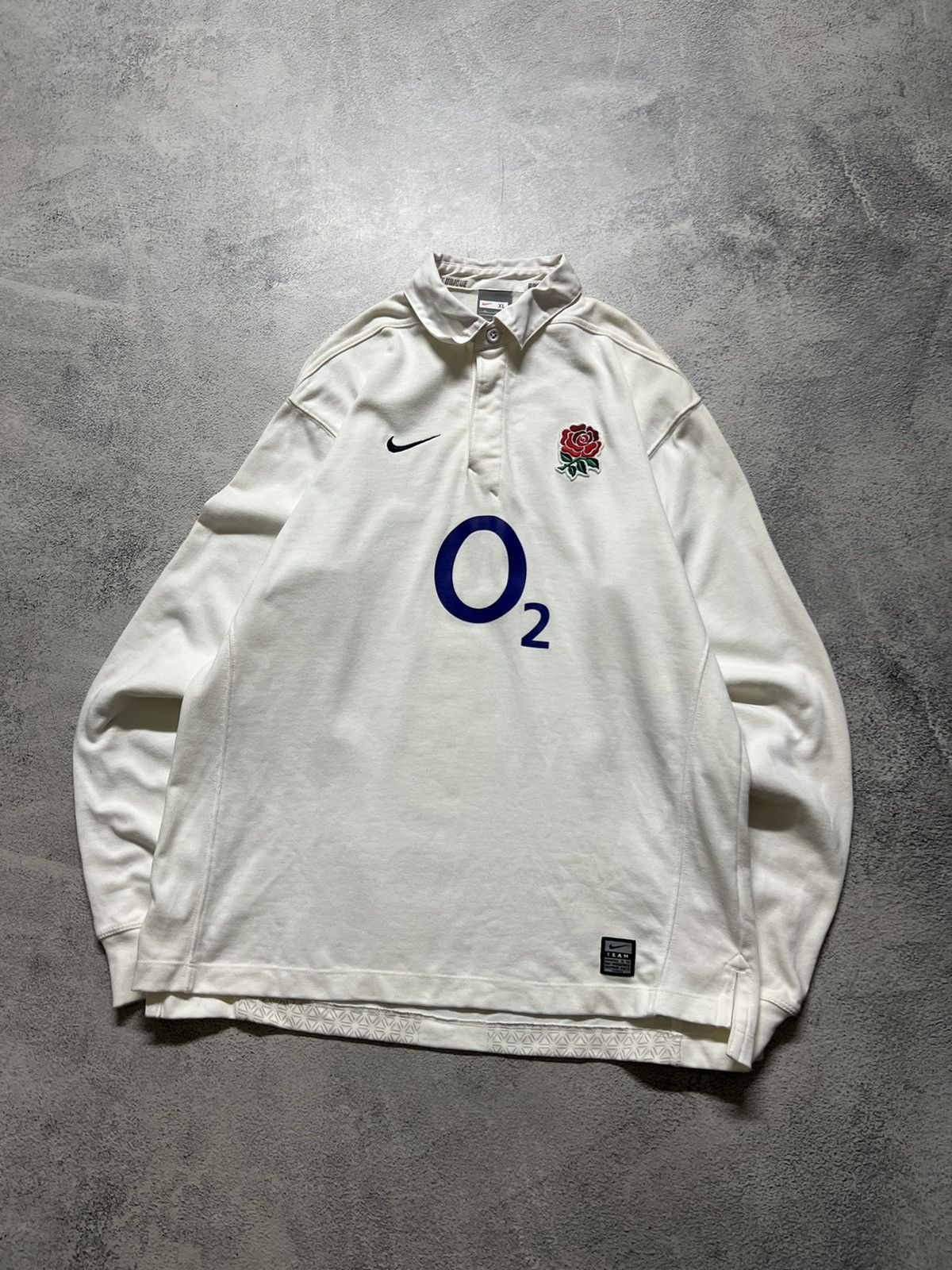 Vintage Vintage Blokecore Nike England 02 Rugby Longsleeve Polo Size US S / EU 44-46 / 1 - 3 Thumbnail