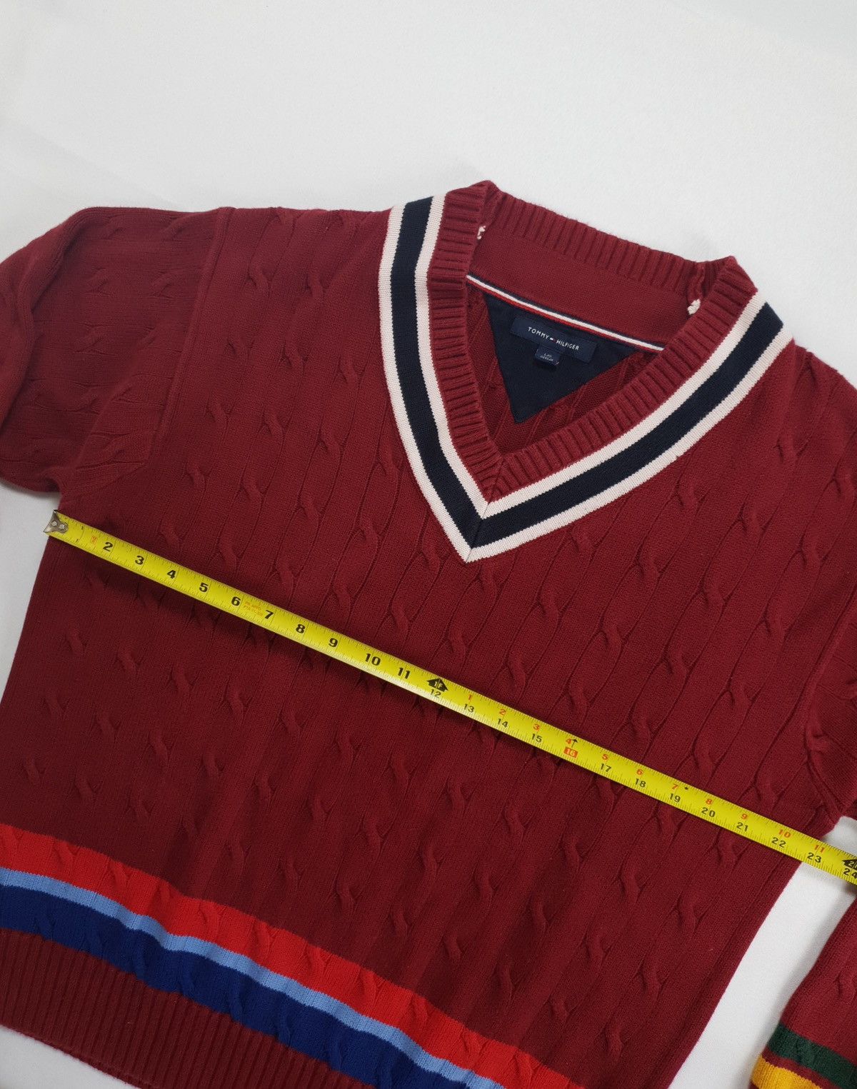 Tommy Hilfiger Vintage Tommy Hilfiger Crawford Cricket V-Neck Sweater Size US L / EU 52-54 / 3 - 3 Thumbnail