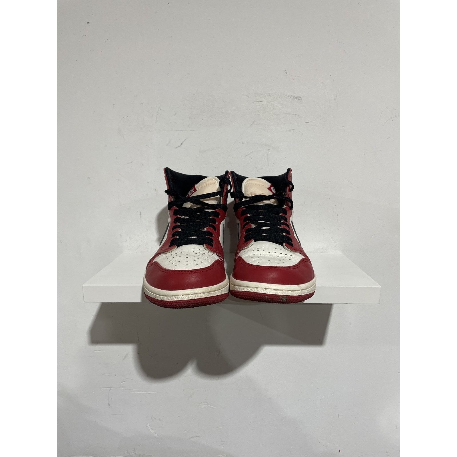 Jordan Brand JORDAN 1 RETRO LOST & FOUND SIZE 9 PREOWNED Size US 9 / EU 42 - 3 Thumbnail