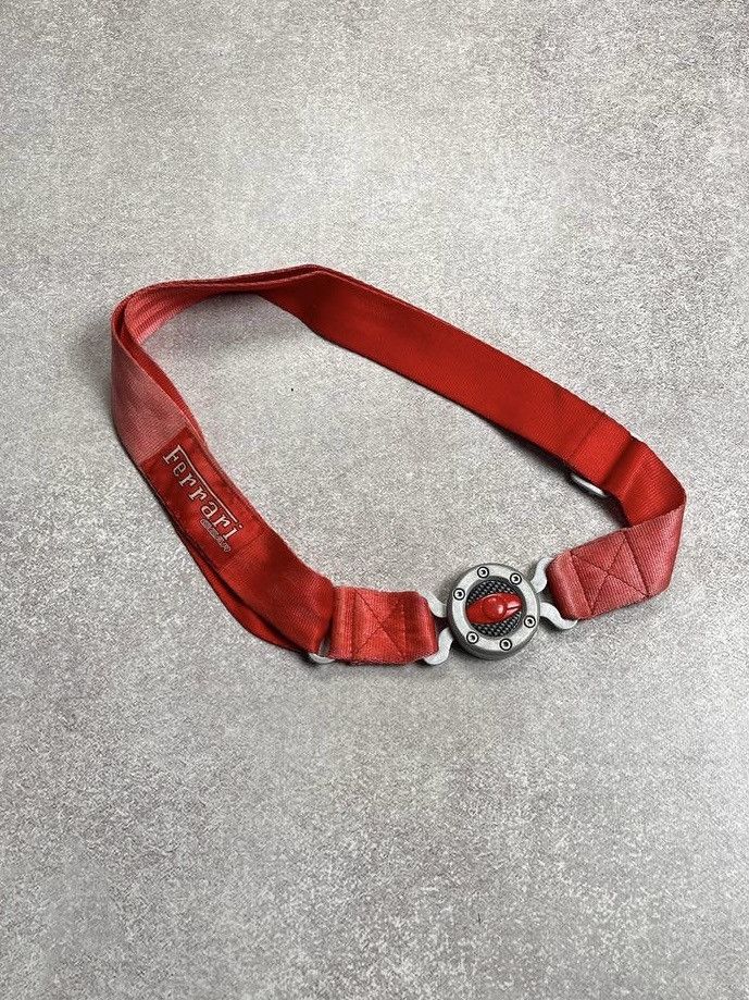 VINTAGE 90’s FERARRI F-1 RACING GEAR BELT Y2K 34