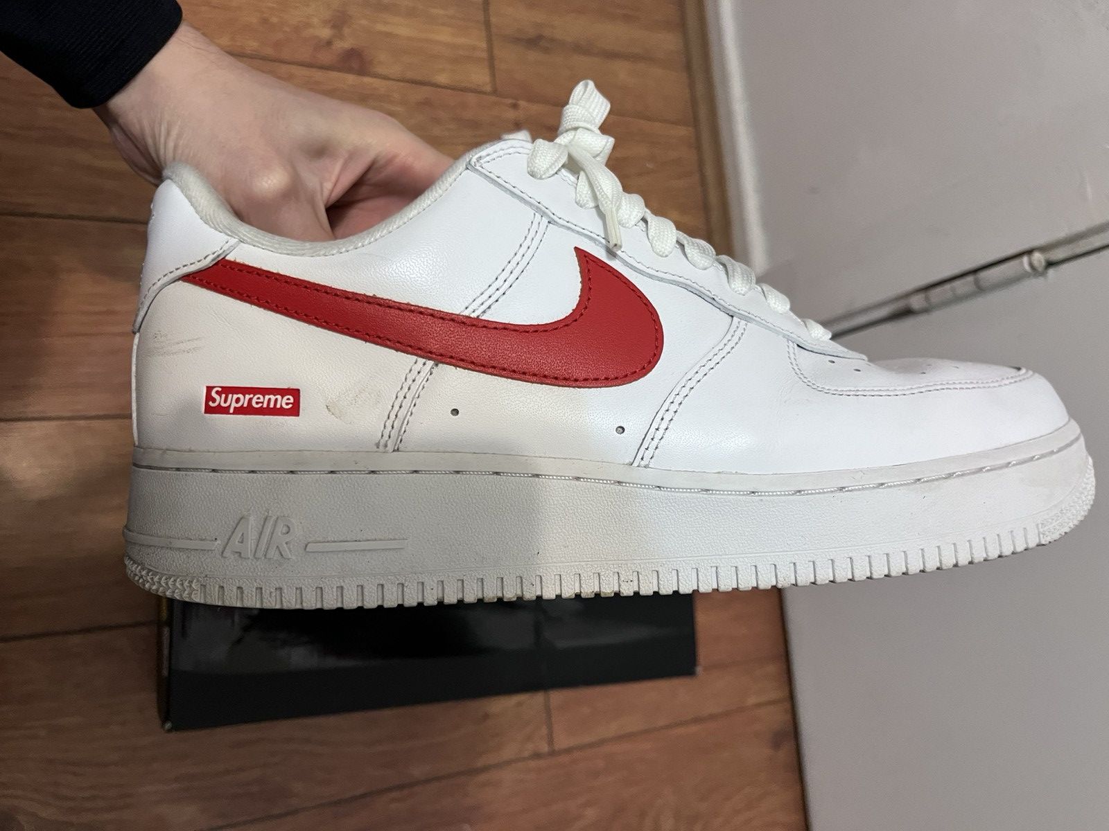 Nike × Supreme USED Nike Air Force 1 Supreme Red Swoosh “Shanghai” Size US 10 / EU 43 - 3 Thumbnail