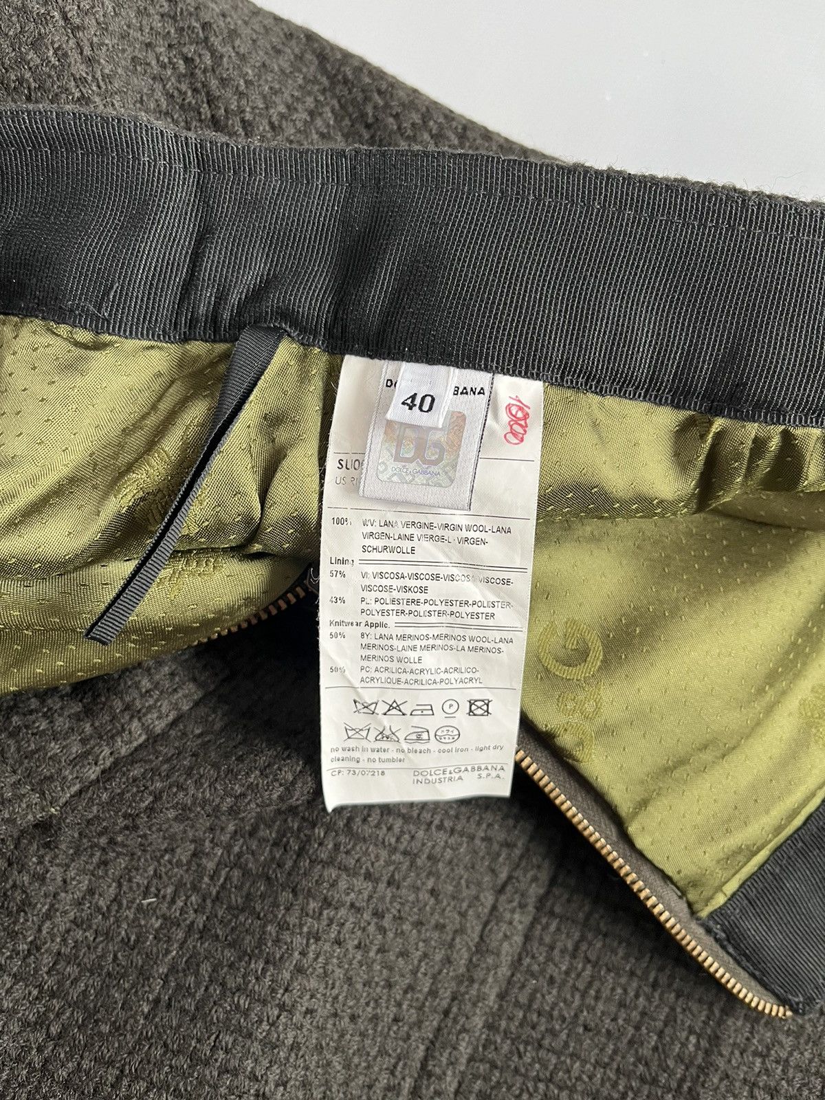 Designer × Dolce & Gabbana Dolce & Gabbana Dark Olive Knit Wool Viscose Midi Skirt Size 27" / US 4 / IT 40 - 9 Thumbnail